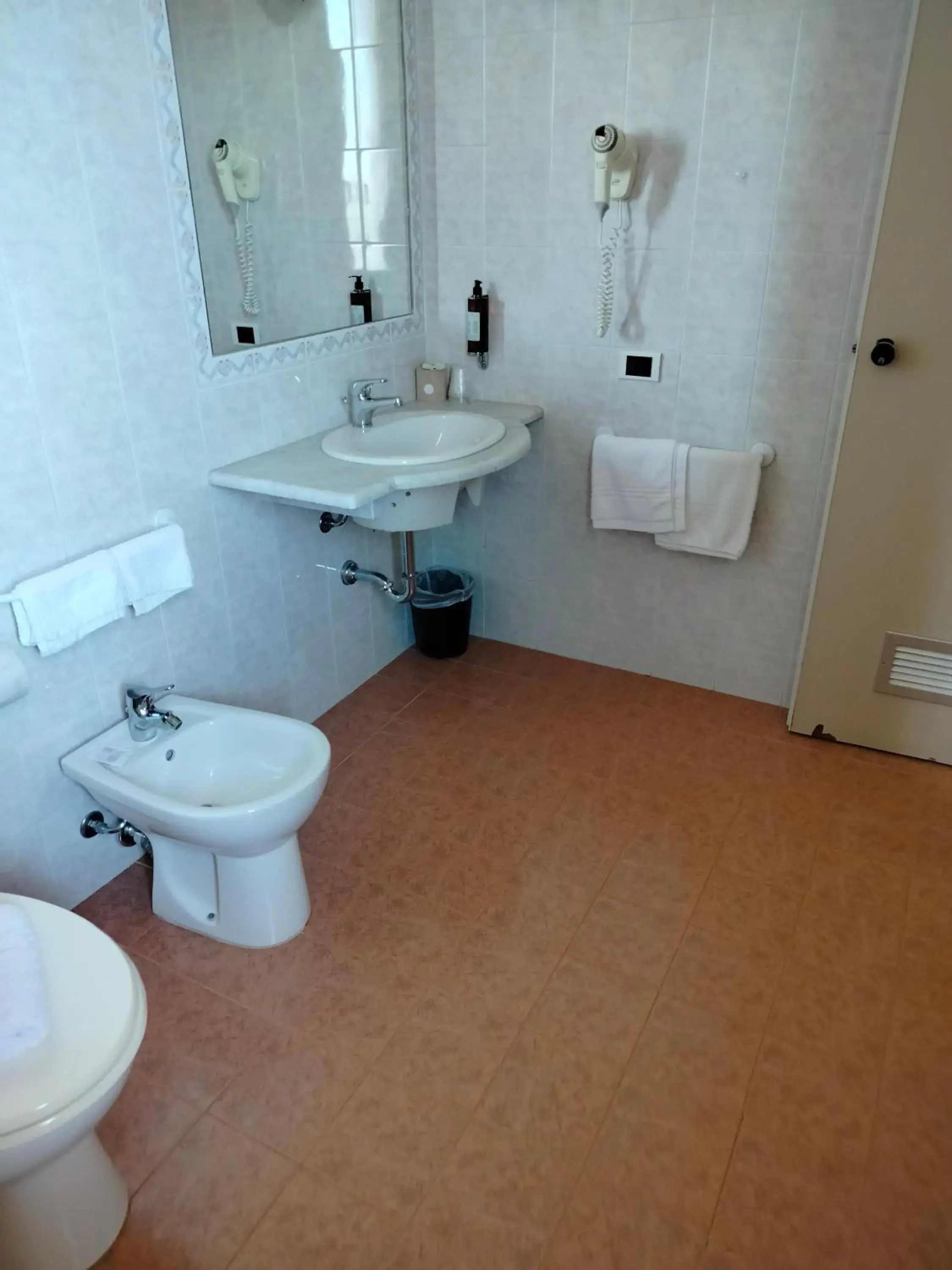 Double or Twin Room - single occupancy in Hotel Centrale Double or Twin Room - single occupancy in Hotel Centrale