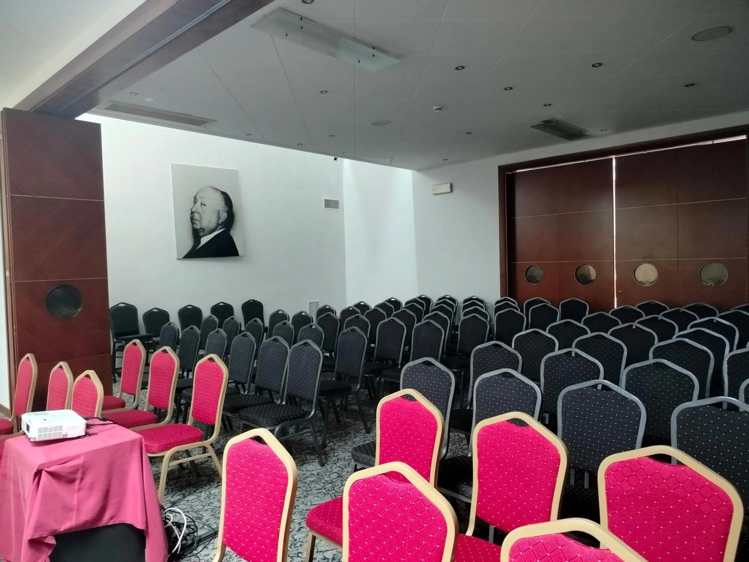 Business facilities in Hotel Centrale