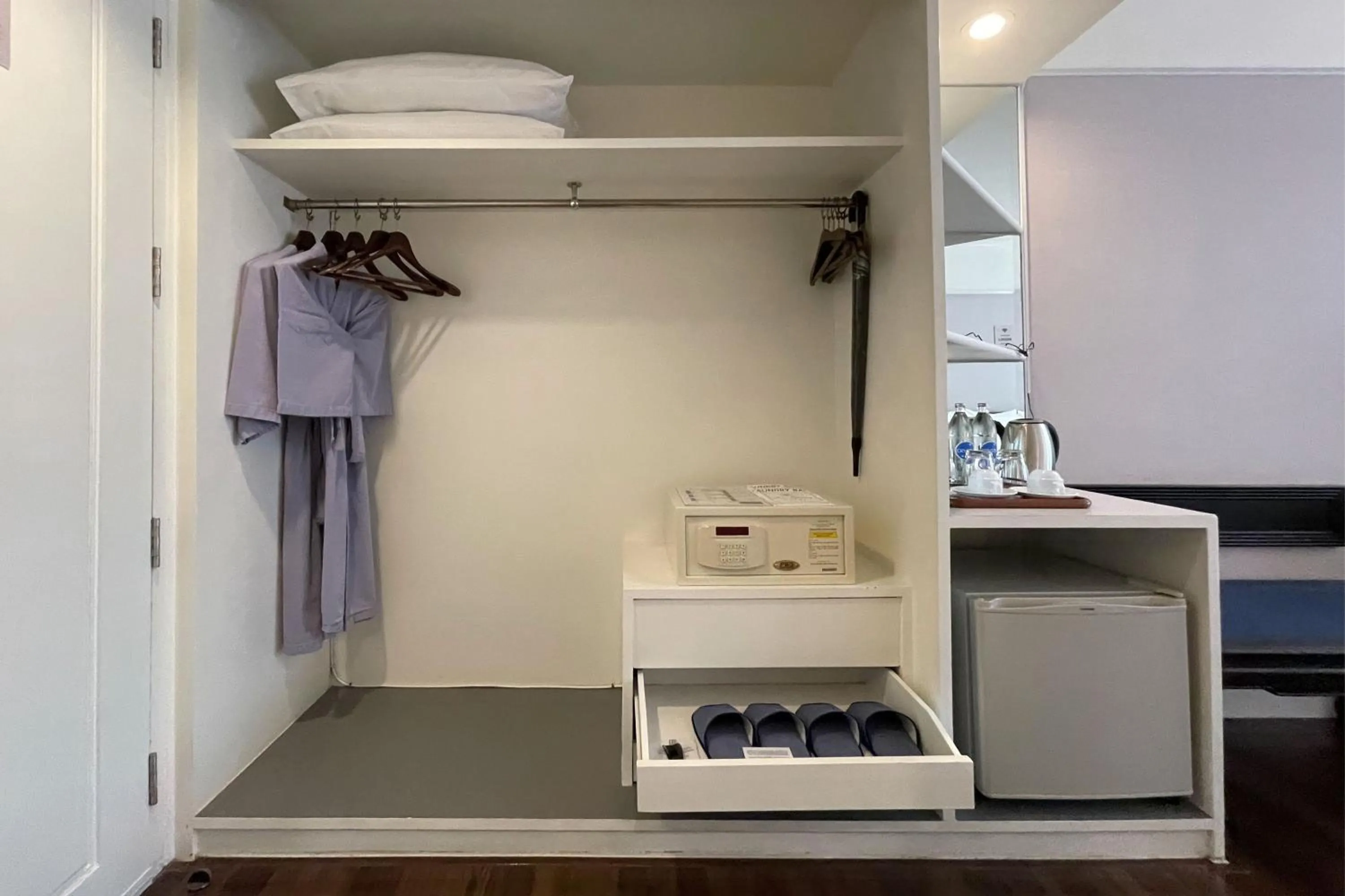 Coffee/tea facilities in Le Siam Hotel Silom Bangkok by PCL