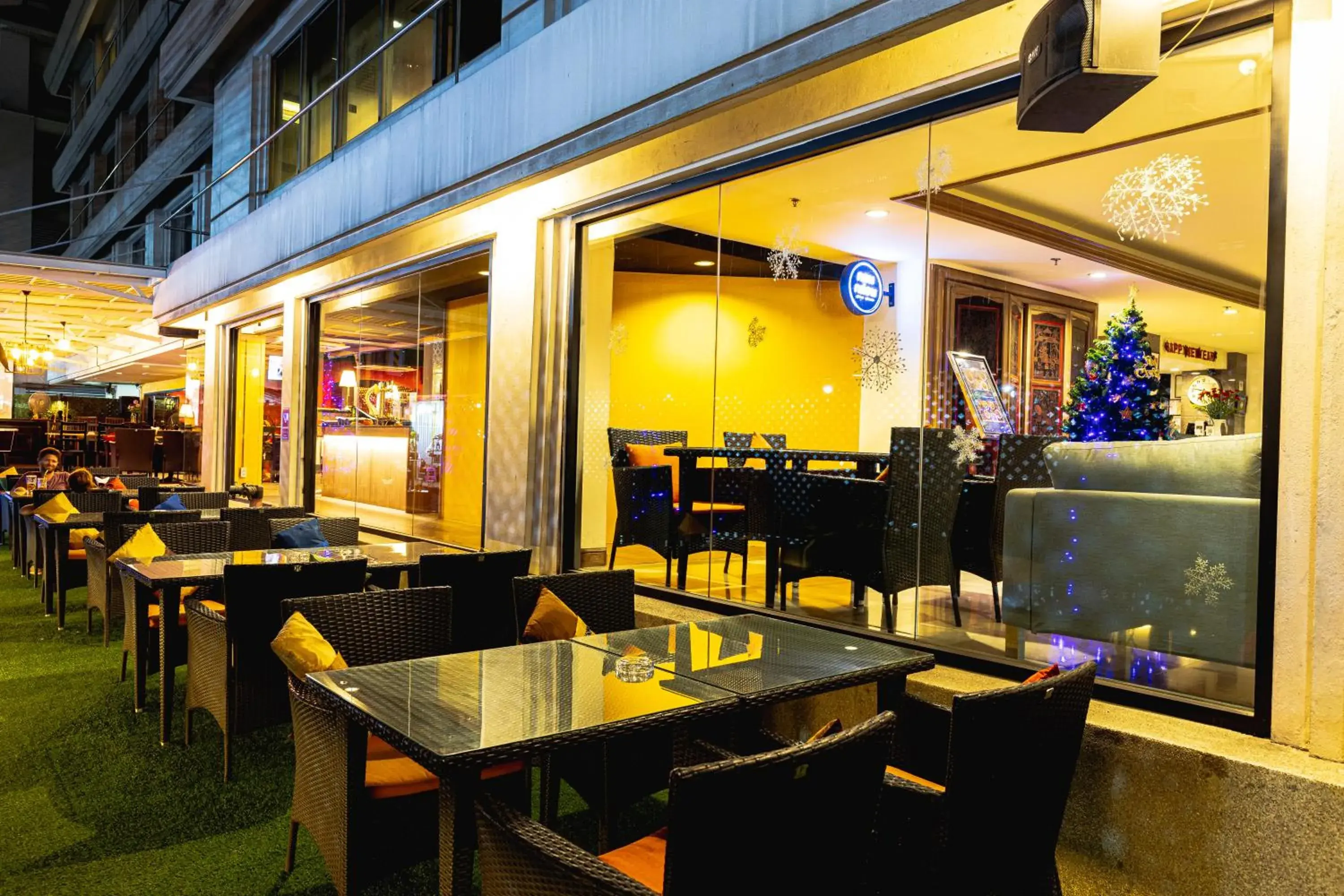 Restaurant/places to eat in Le Siam Hotel Silom Bangkok by PCL Restaurant/places to eat in Le Siam Hotel Silom Bangkok by PCL