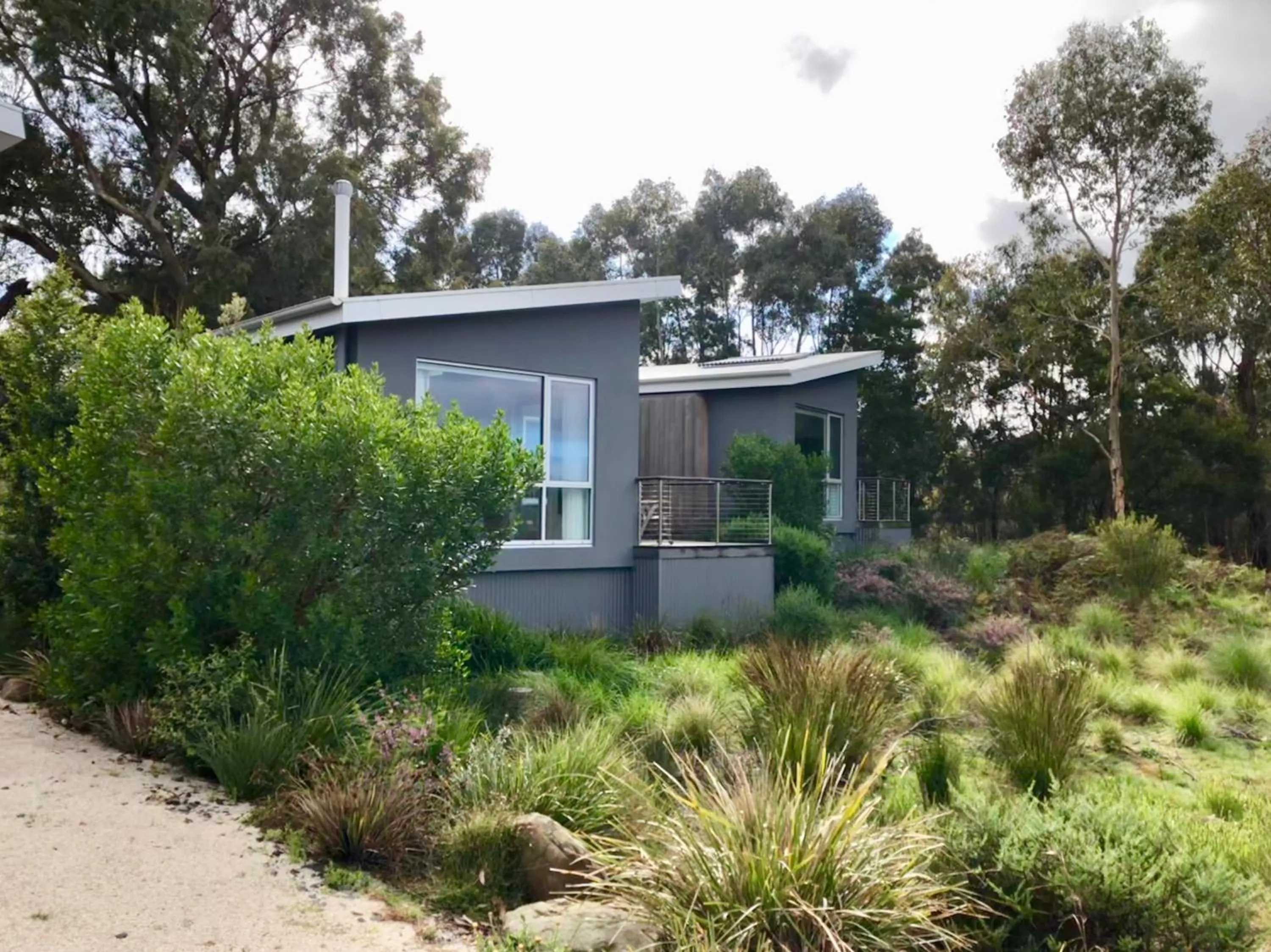 Property building in Messmates Luxury Eco Suites