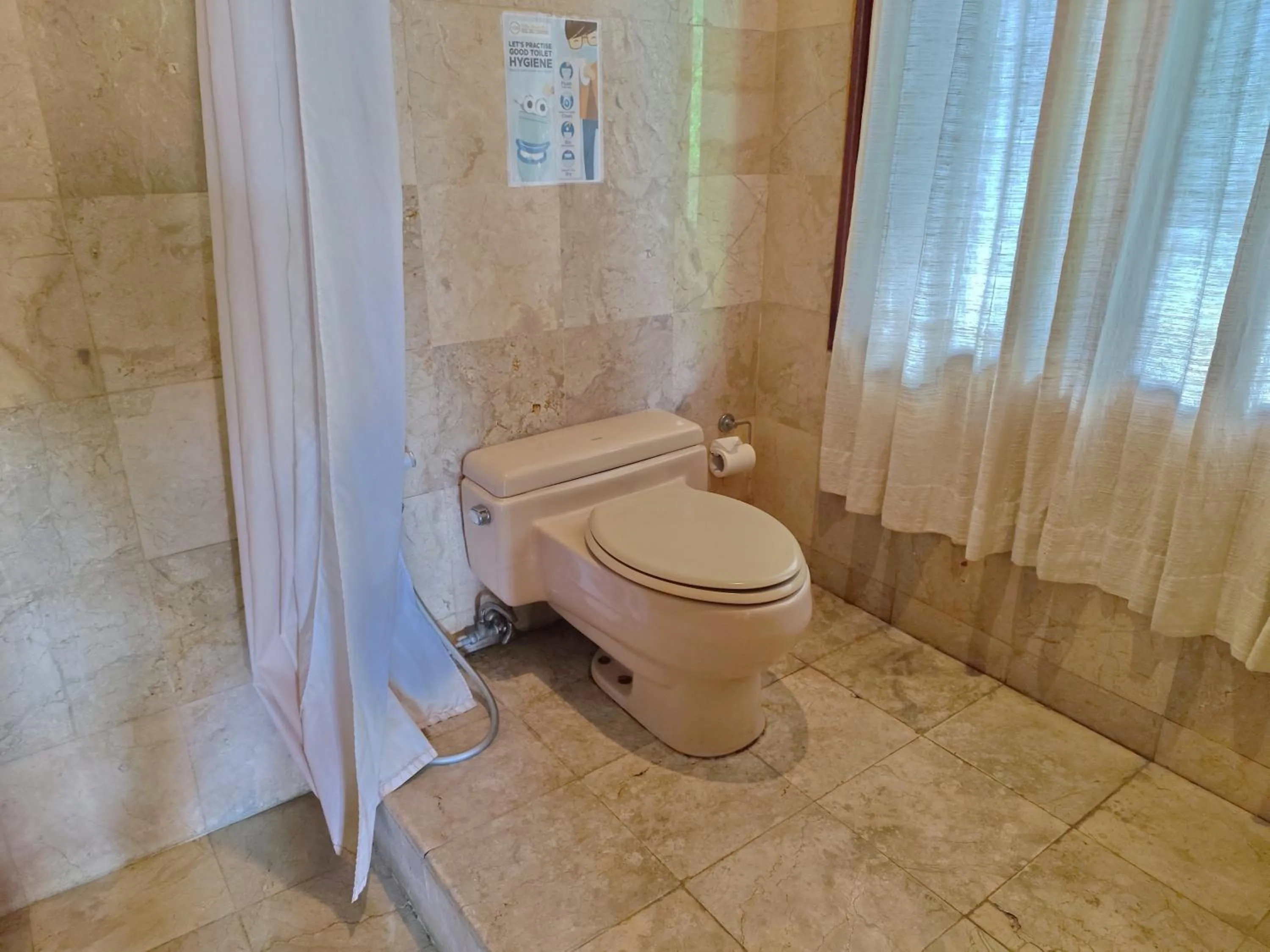 Toilet in Villa Diana Bali