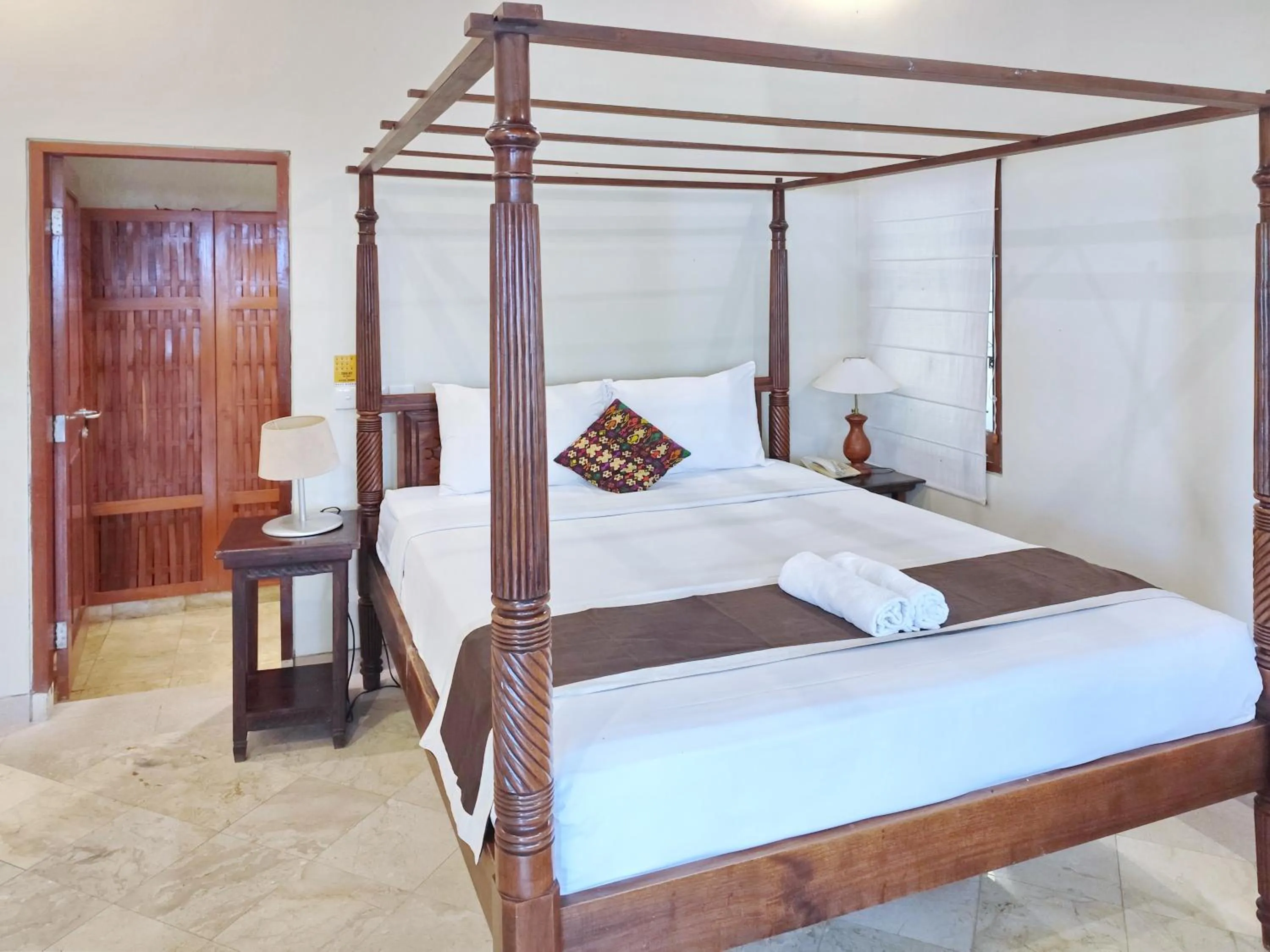 Bed in Villa Diana Bali