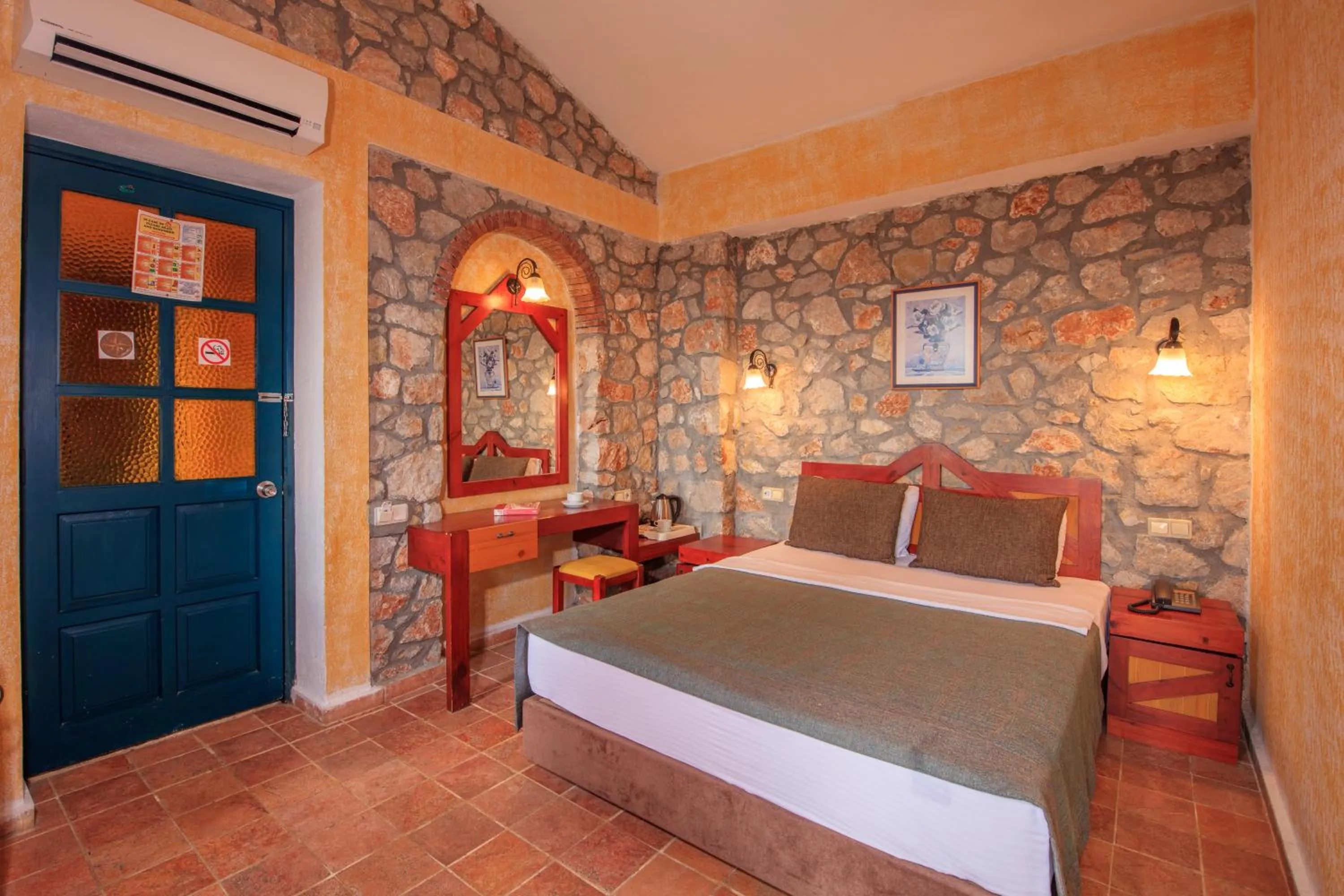 Photo of the whole room, Bed in Symbola Oludeniz Beach Hotel