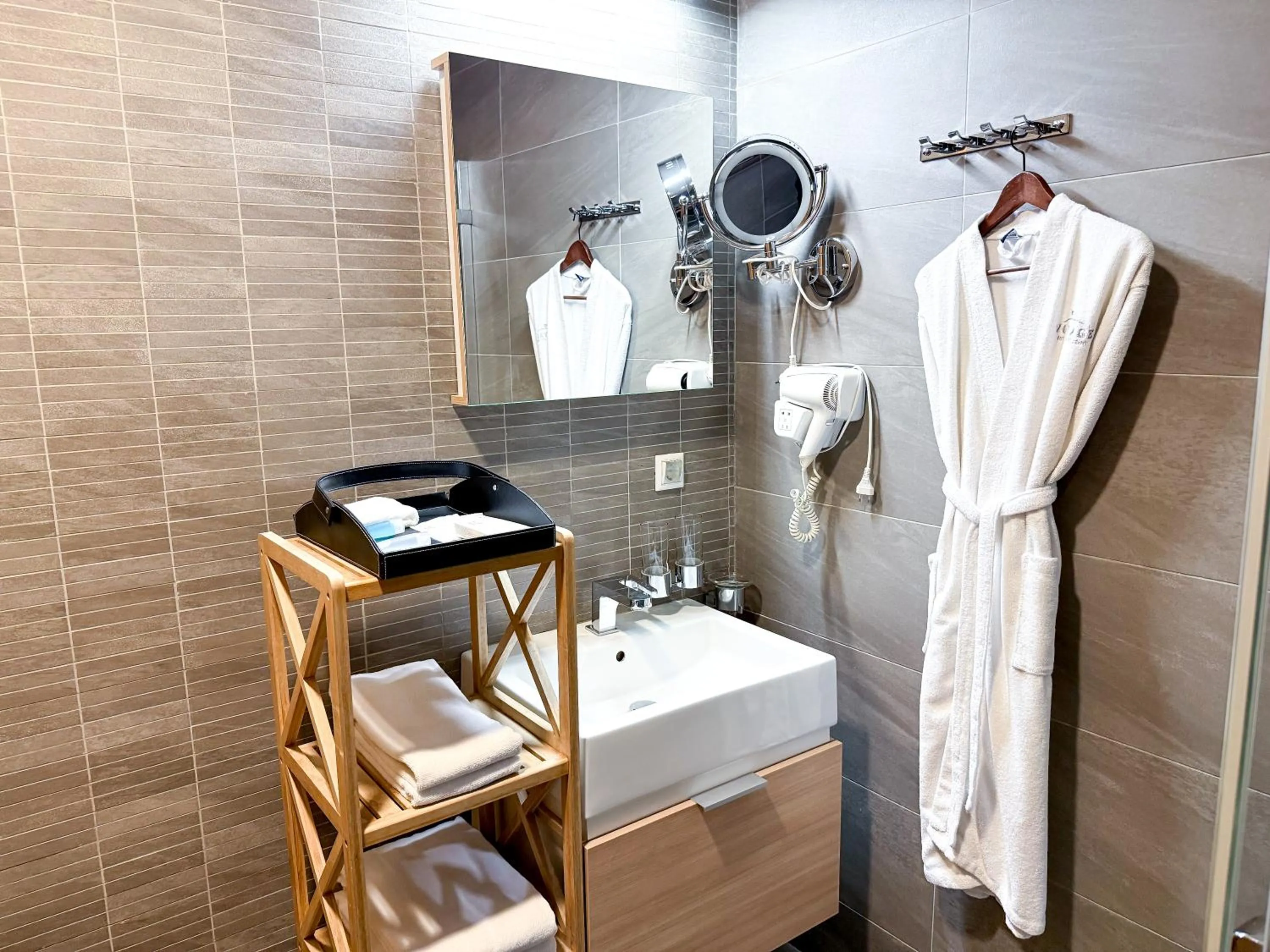 Voyage Hotel
