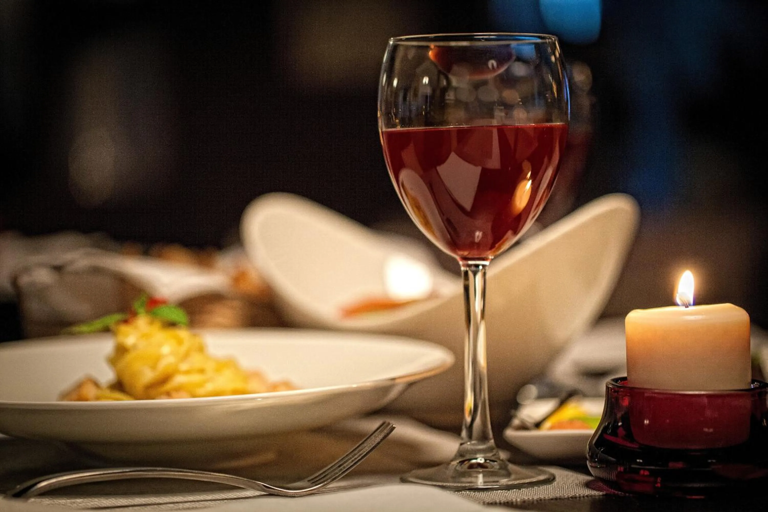 Restaurant/places to eat in Voyage Hotel