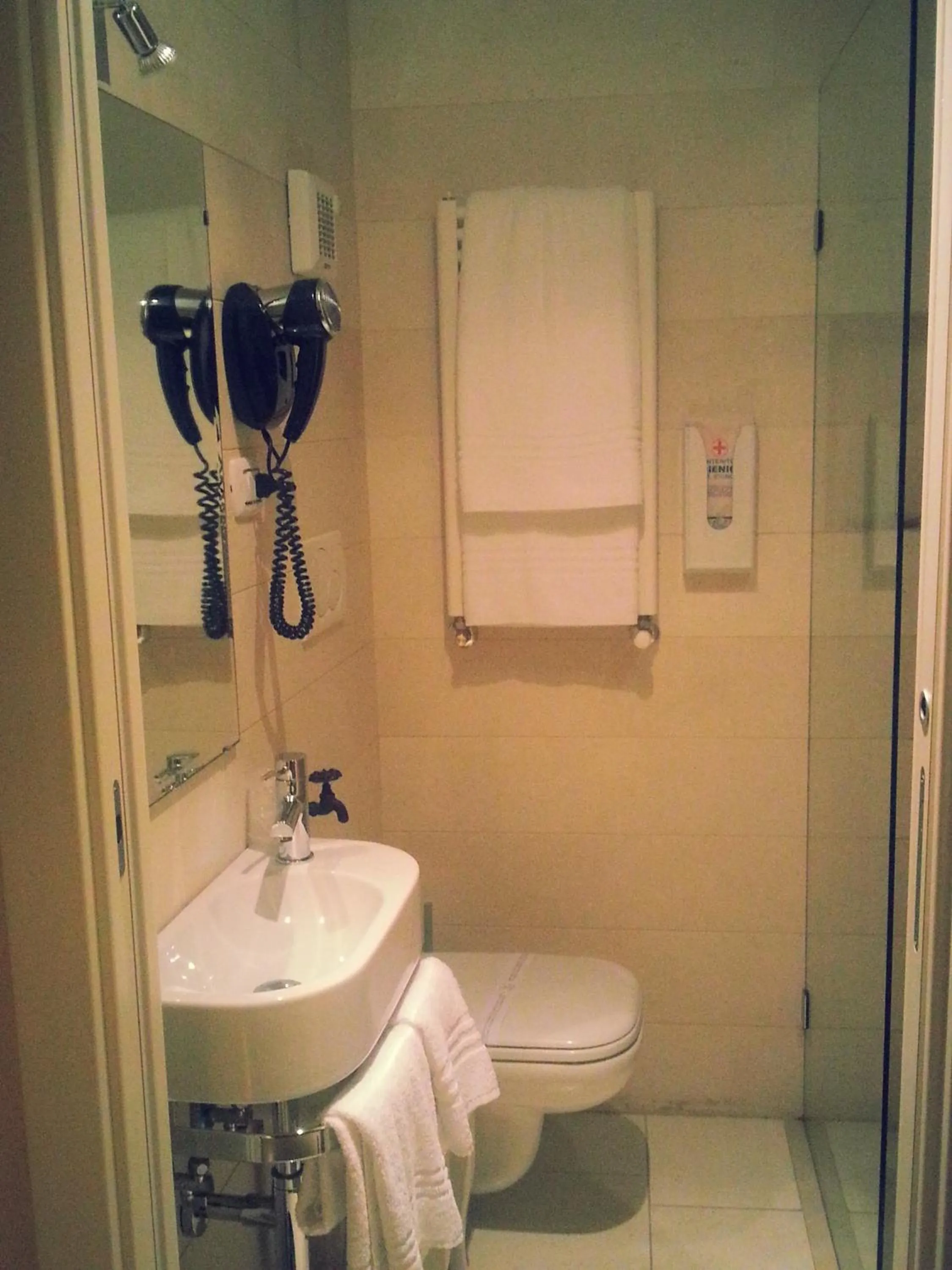 Bathroom in B&B Torrente Antico