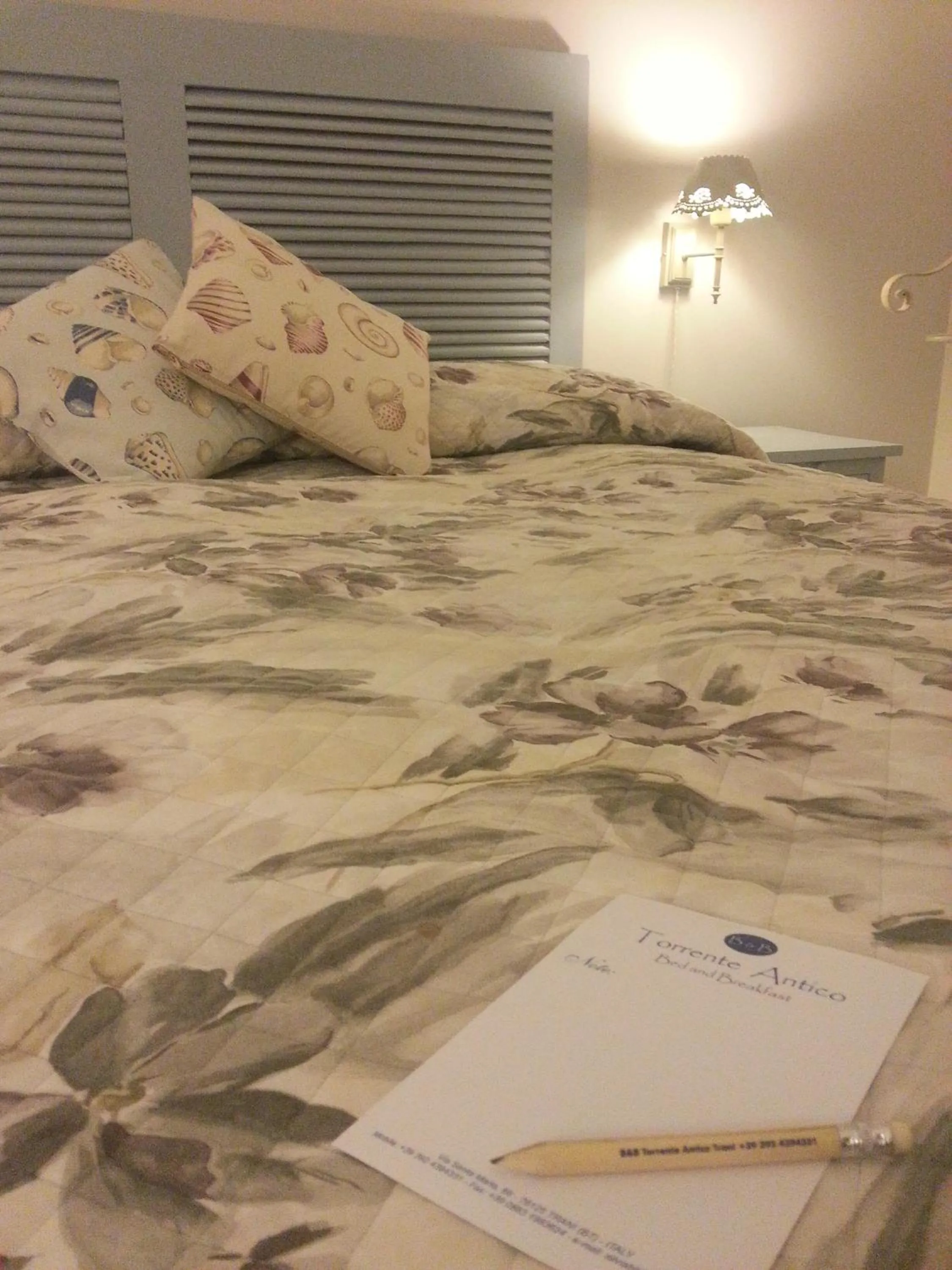 Bedroom, Bed in B&B Torrente Antico