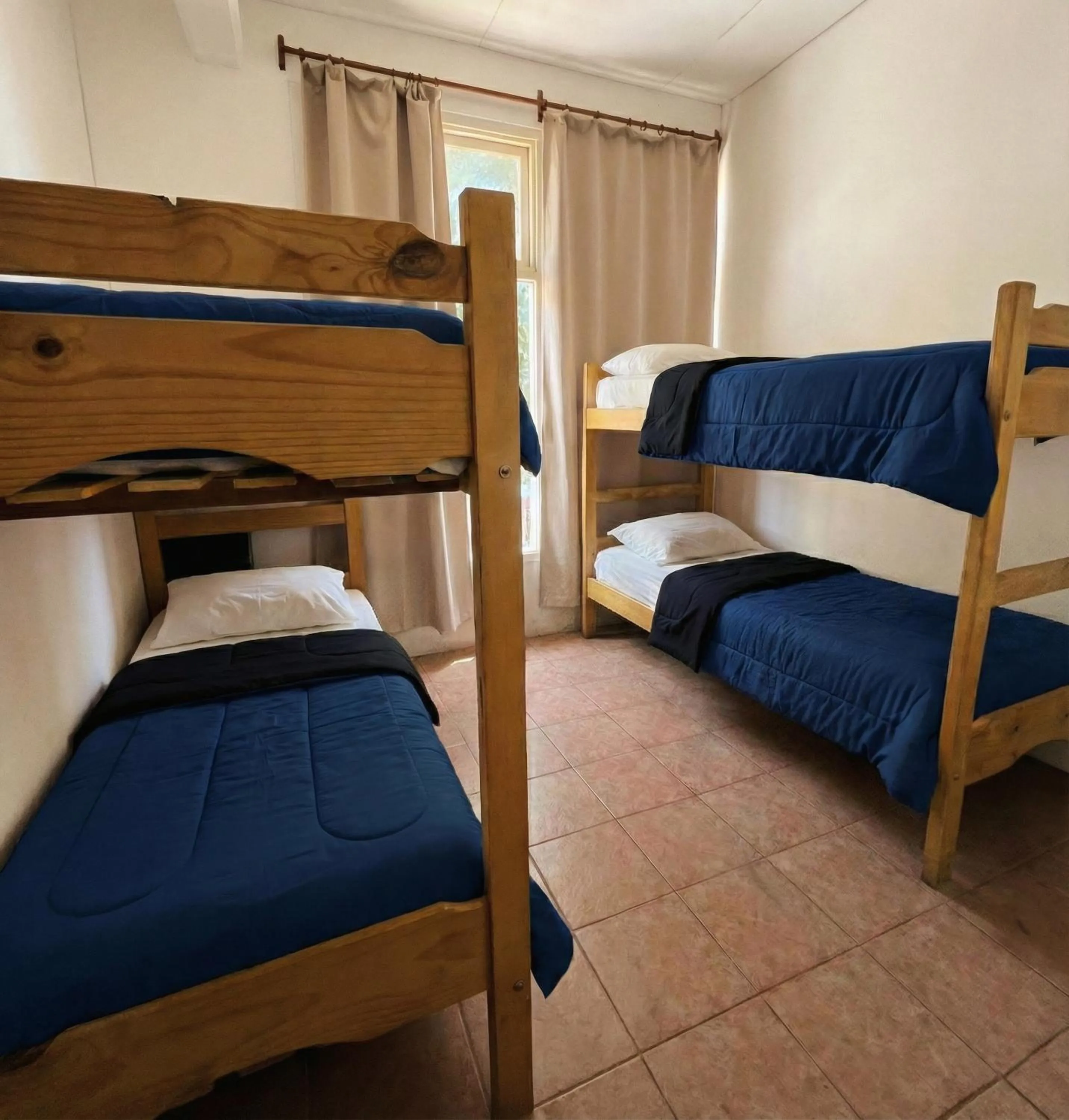 Bed in Pinamar Hostel Casa de Verano