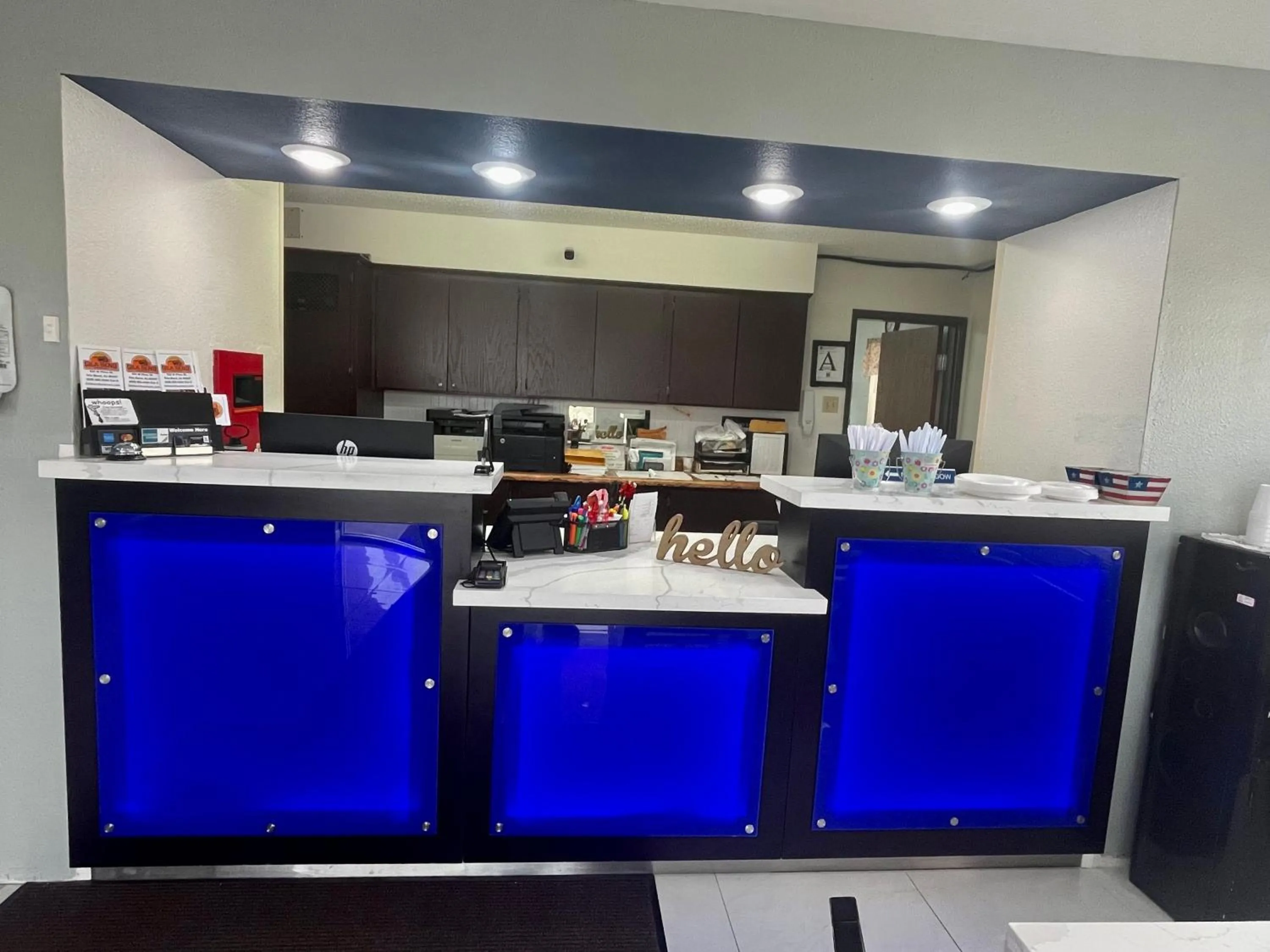 Lobby or reception in Americas Choice Inn & Suites