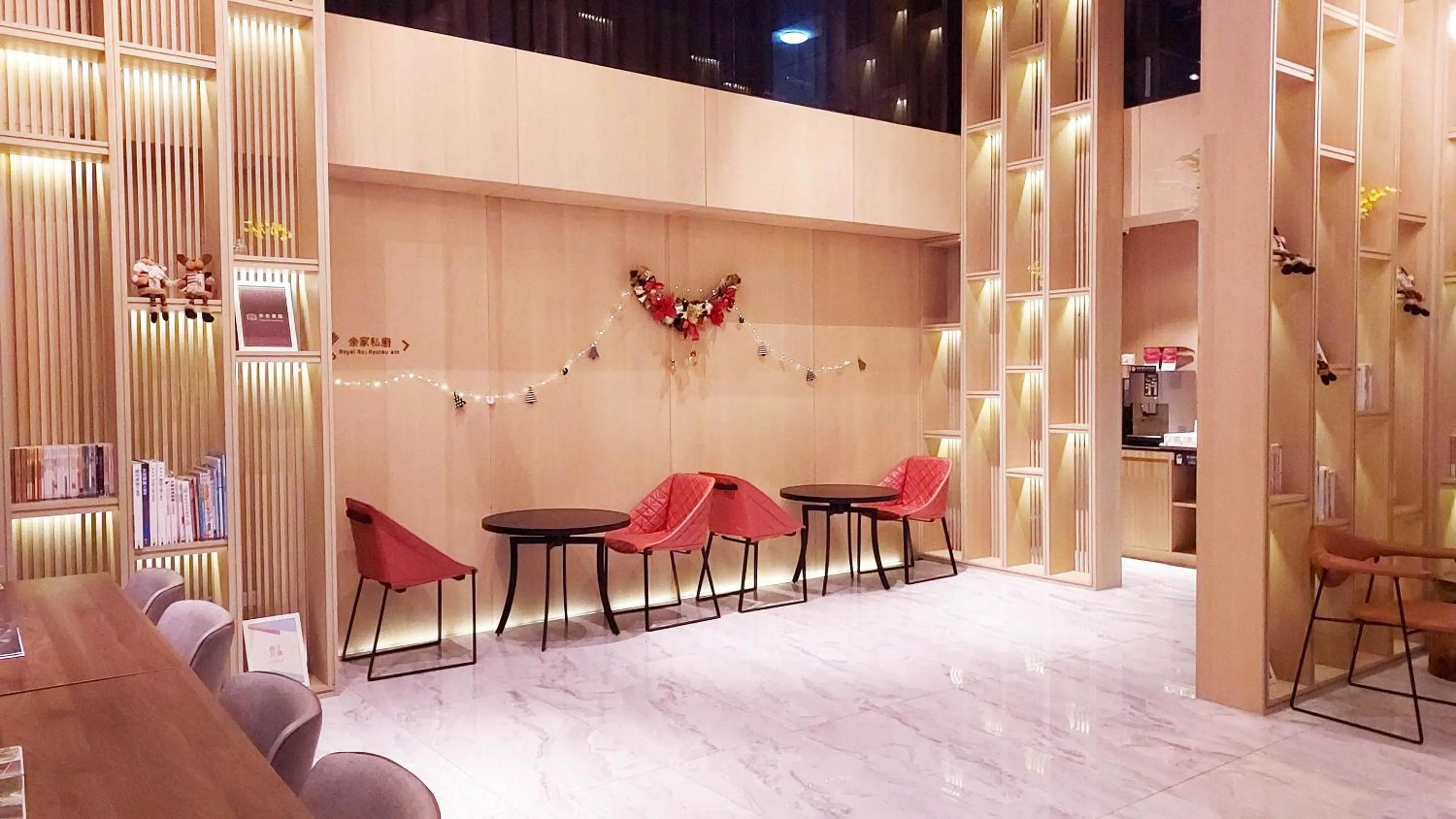 Lobby or reception in Royal Roi Hotel