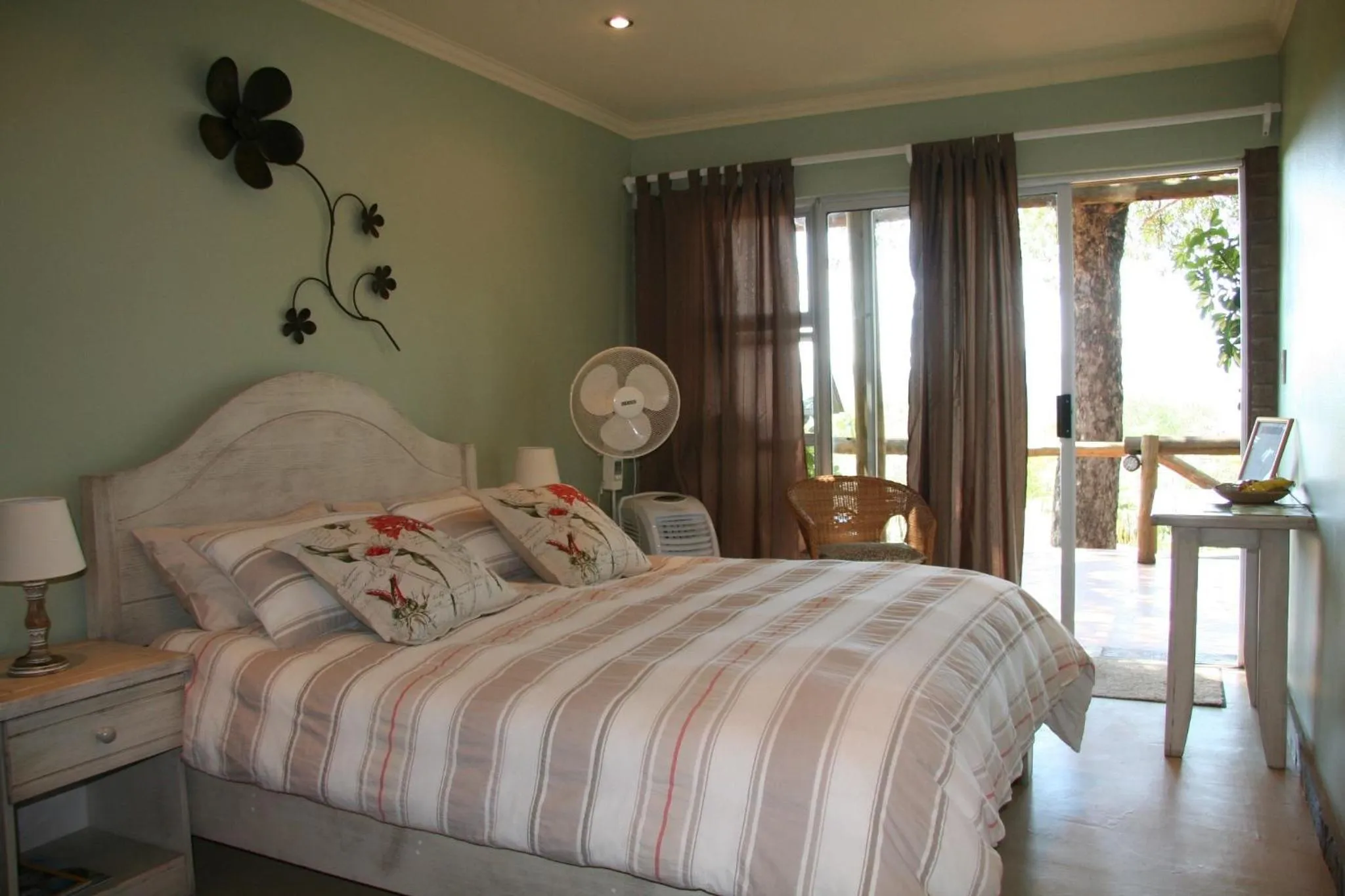 Bedroom, Bed in Marula Cottage Guest Lodge