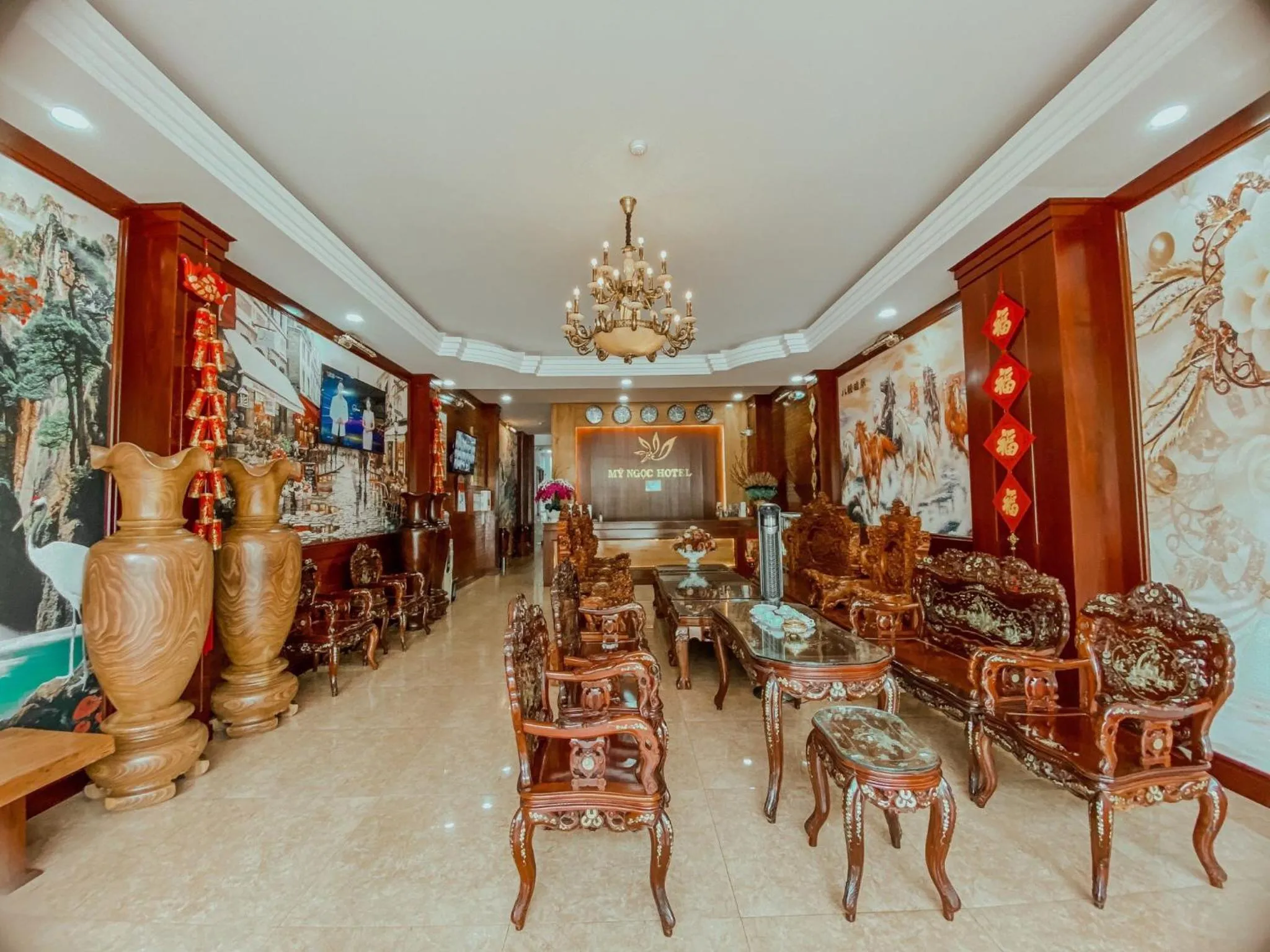 Living room in KHÁCH SẠN MỸ NGỌC