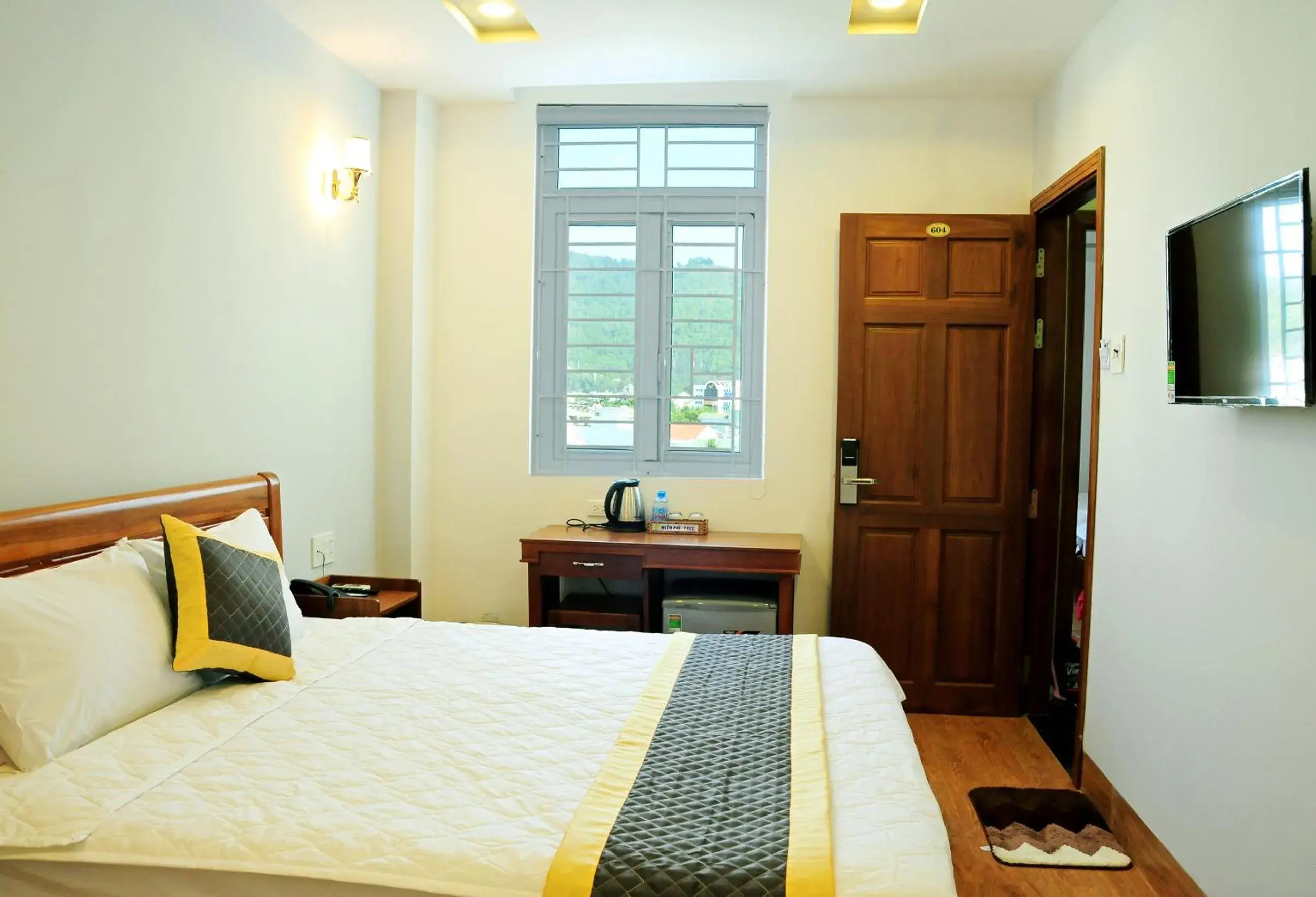 Bed in SEASIDE HOTEL Bed in SEASIDE HOTEL