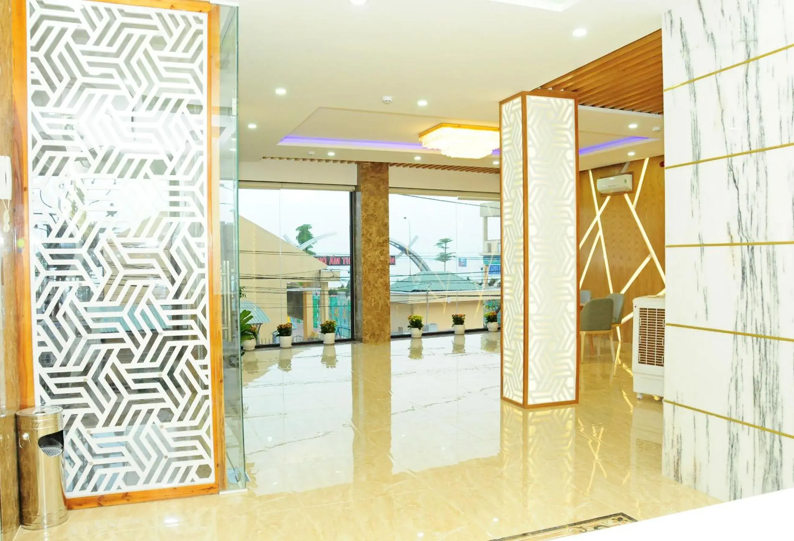 SEASIDE HOTEL SEASIDE HOTEL