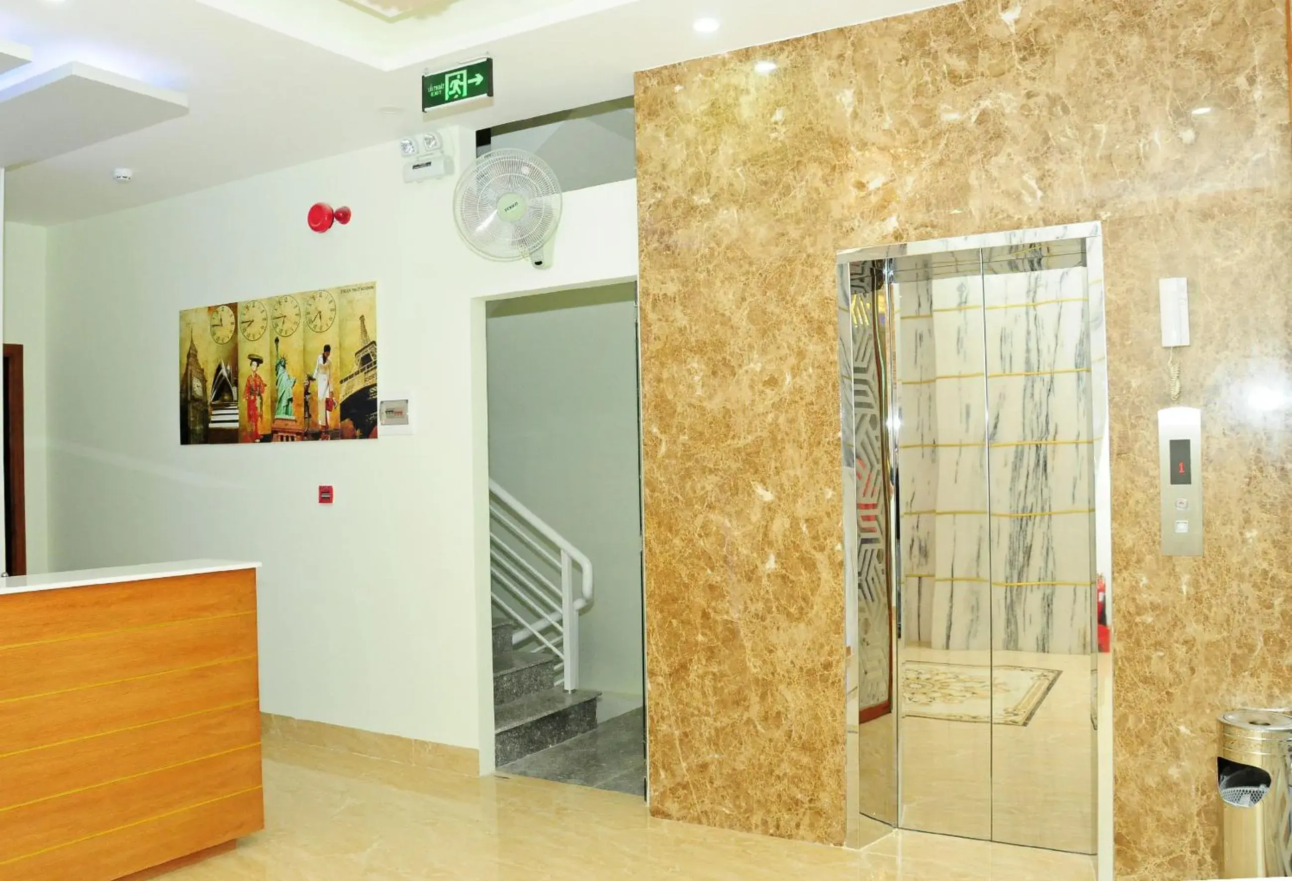 SEASIDE HOTEL SEASIDE HOTEL