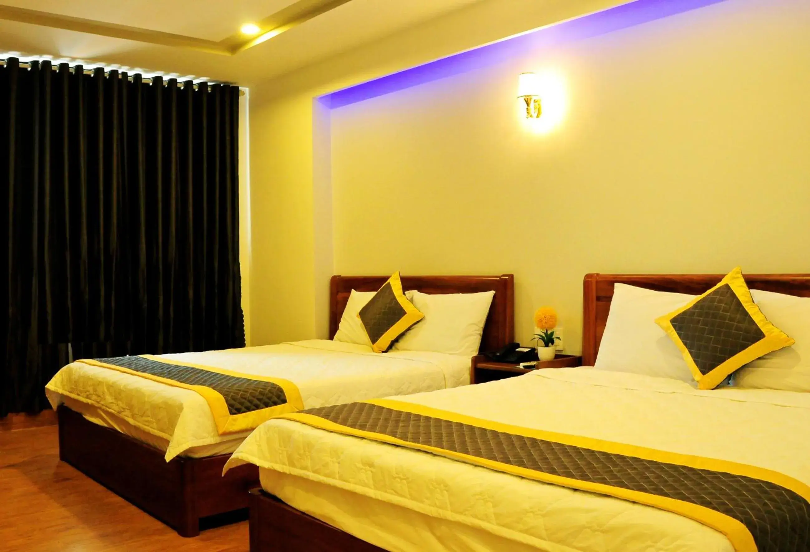 Bed in SEASIDE HOTEL Bed in SEASIDE HOTEL