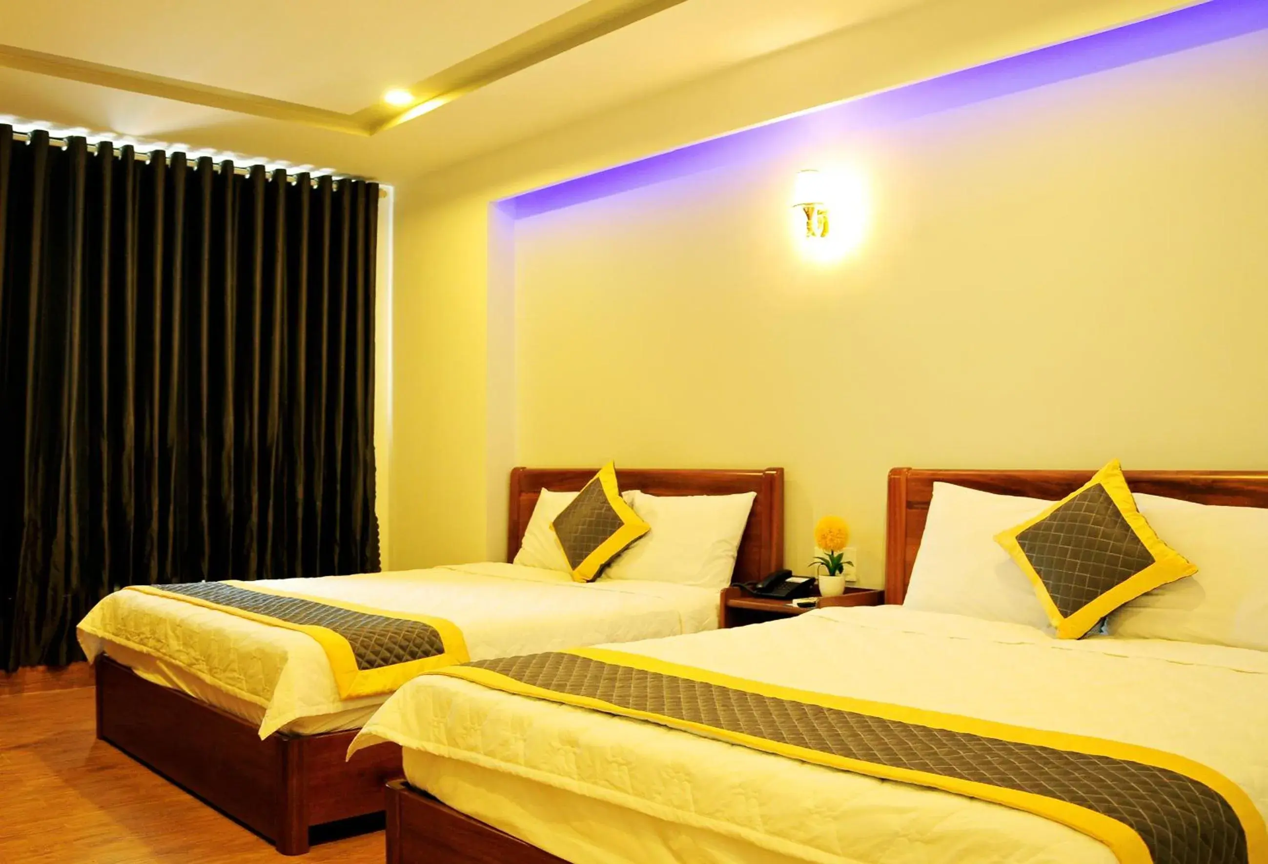 Bed in SEASIDE HOTEL Bed in SEASIDE HOTEL