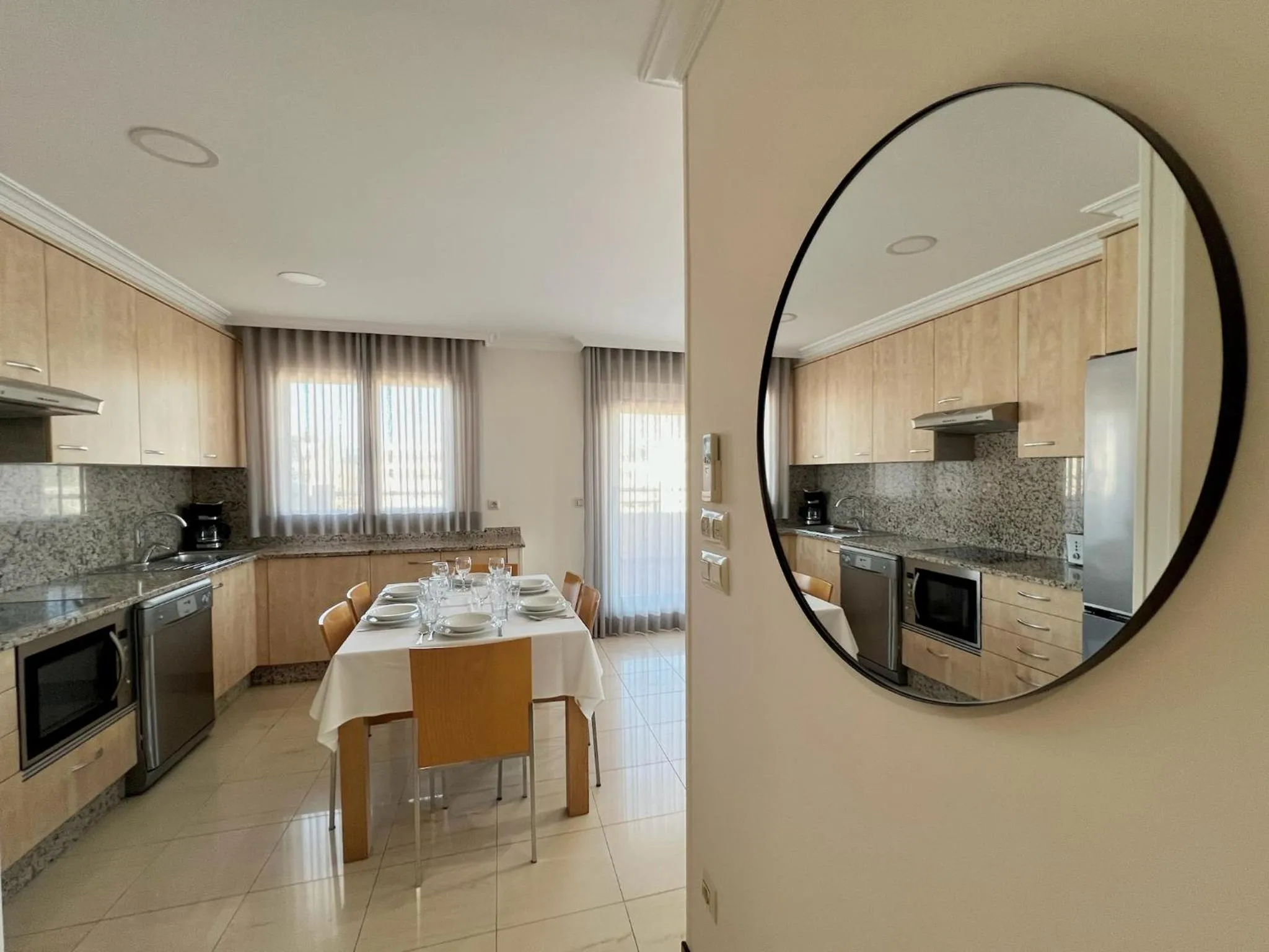 Coffee/tea facilities in Apartamentos Mediterráneo Real