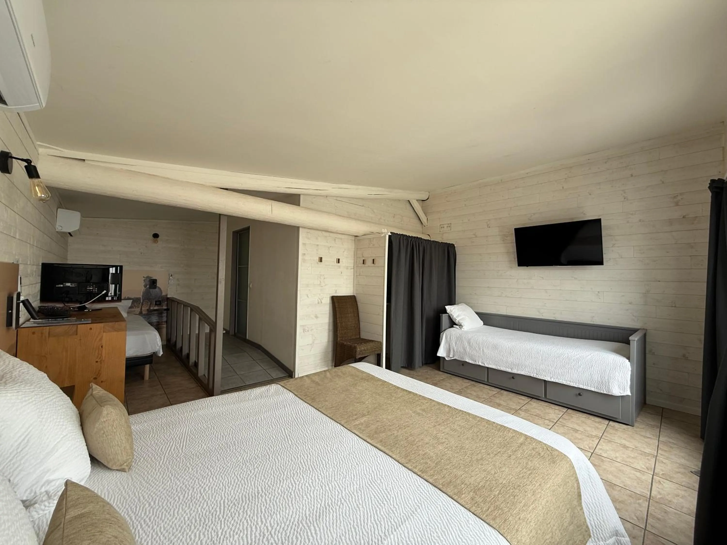 Bed in Hotel Mas des Lys