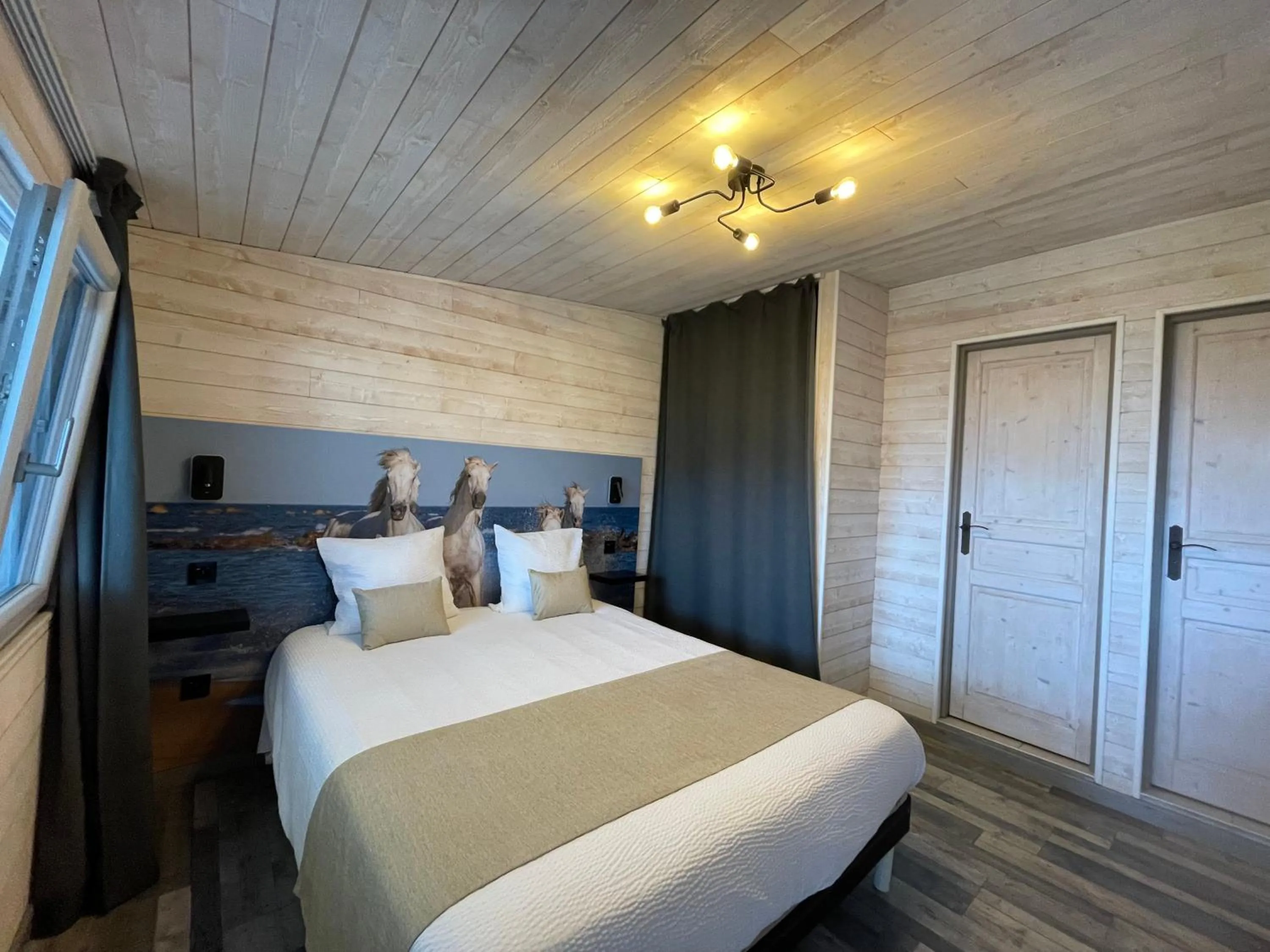 Bed in Hotel Mas des Lys