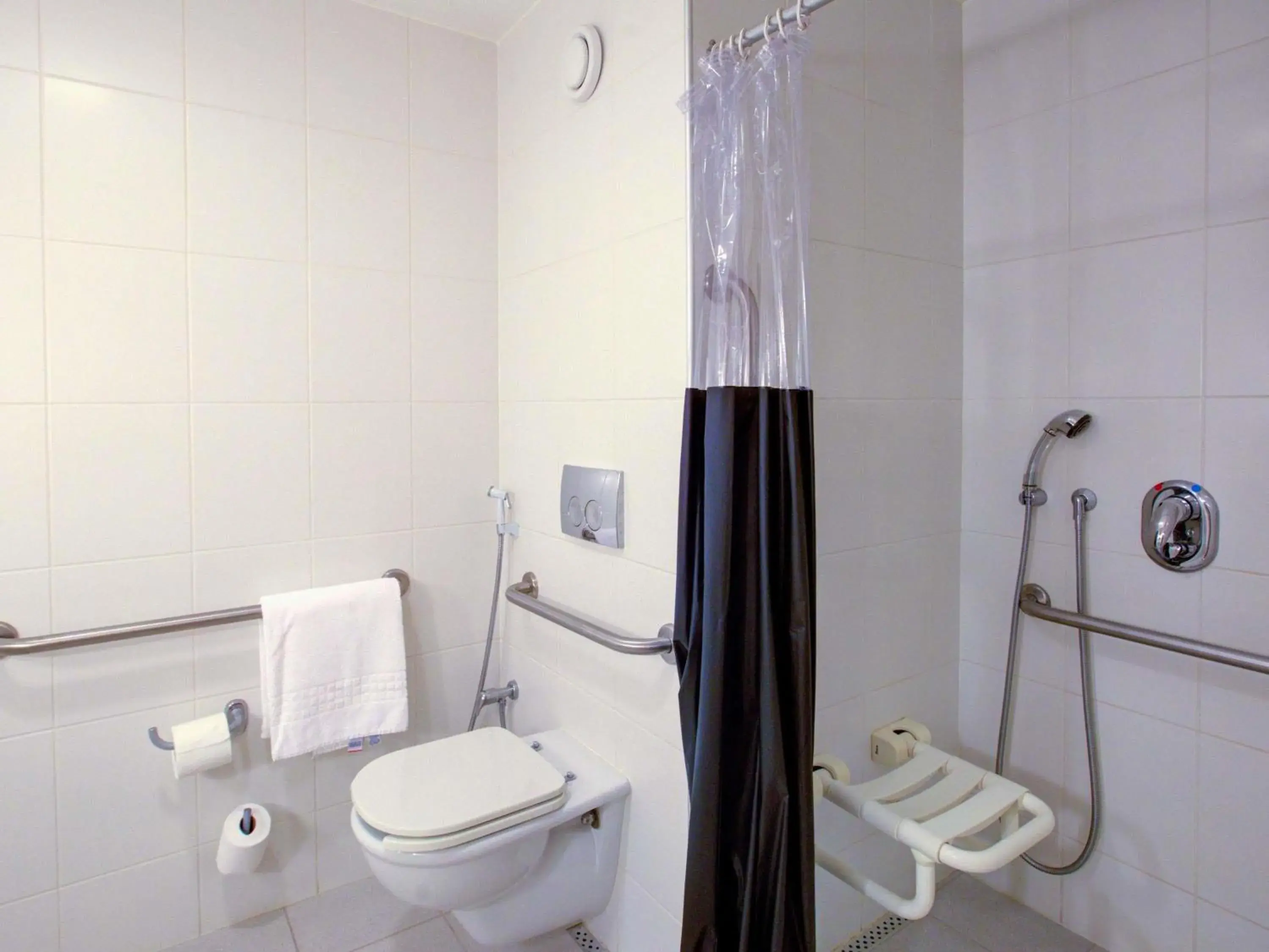 Bedroom in ibis Vitoria Praia do Canto Bedroom in ibis Vitoria Praia do Canto