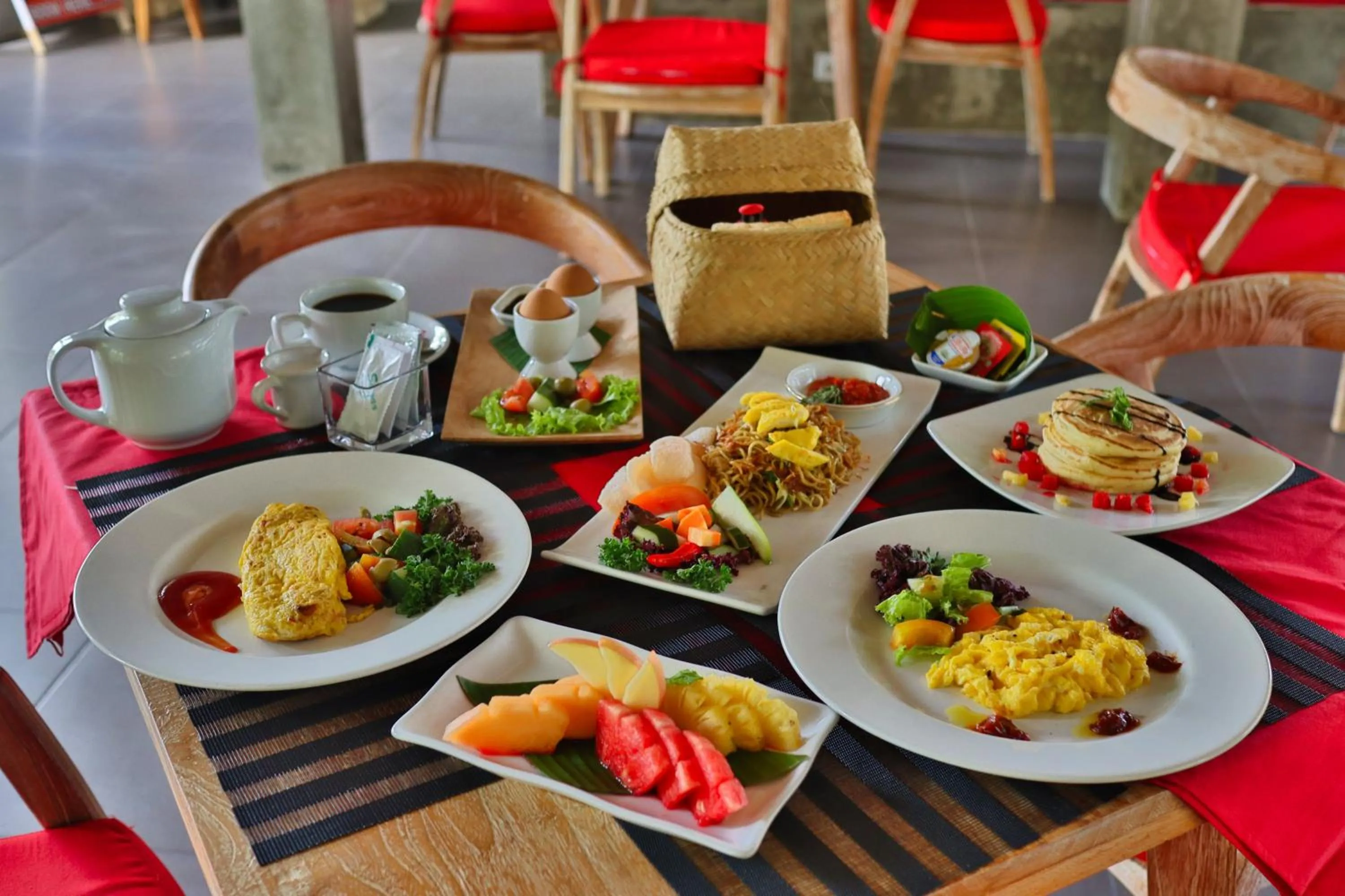 Continental breakfast in Pradja Slumbung Villas