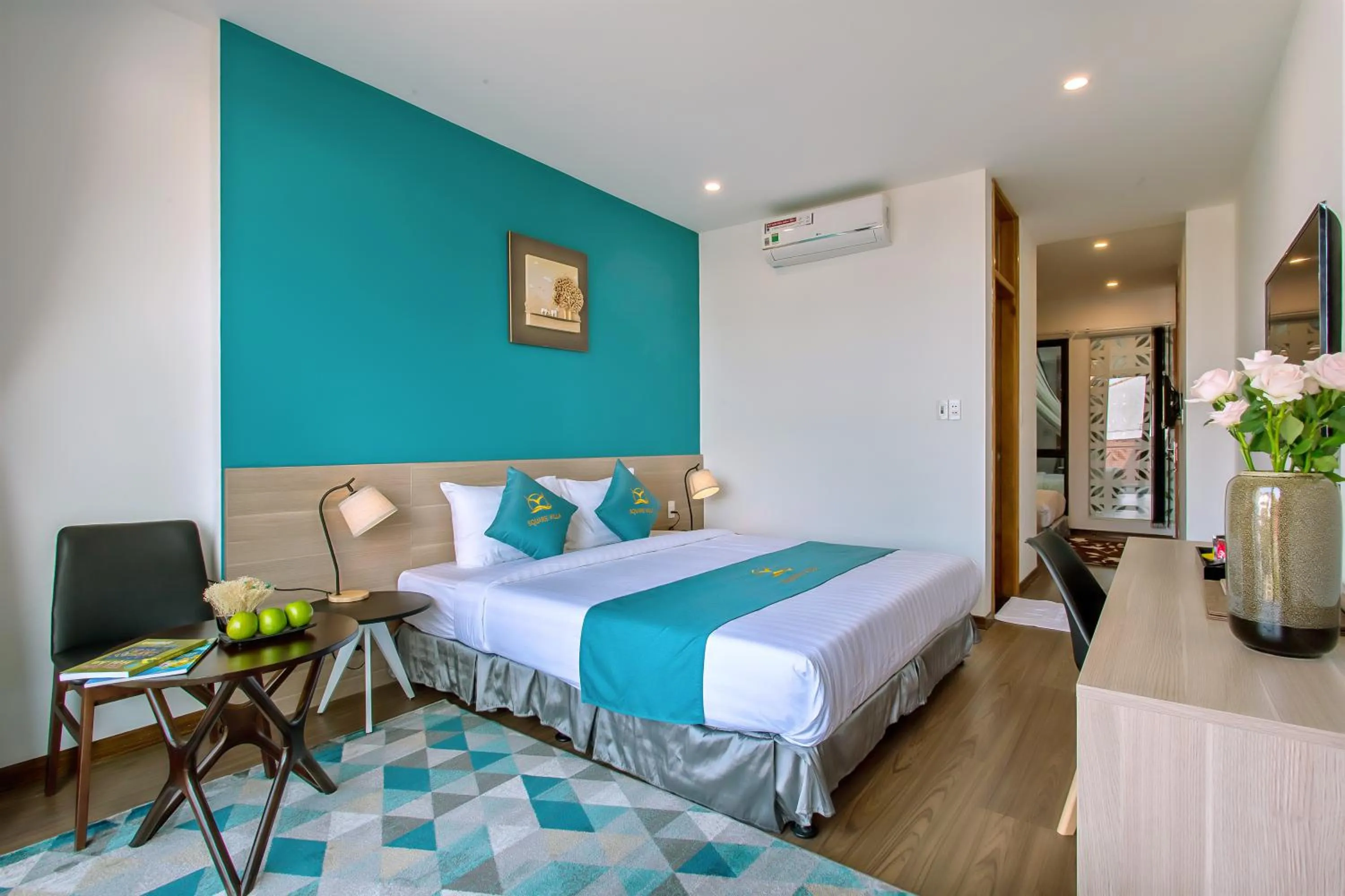 Photo of the whole room, Bed in Square Villa Hoi An