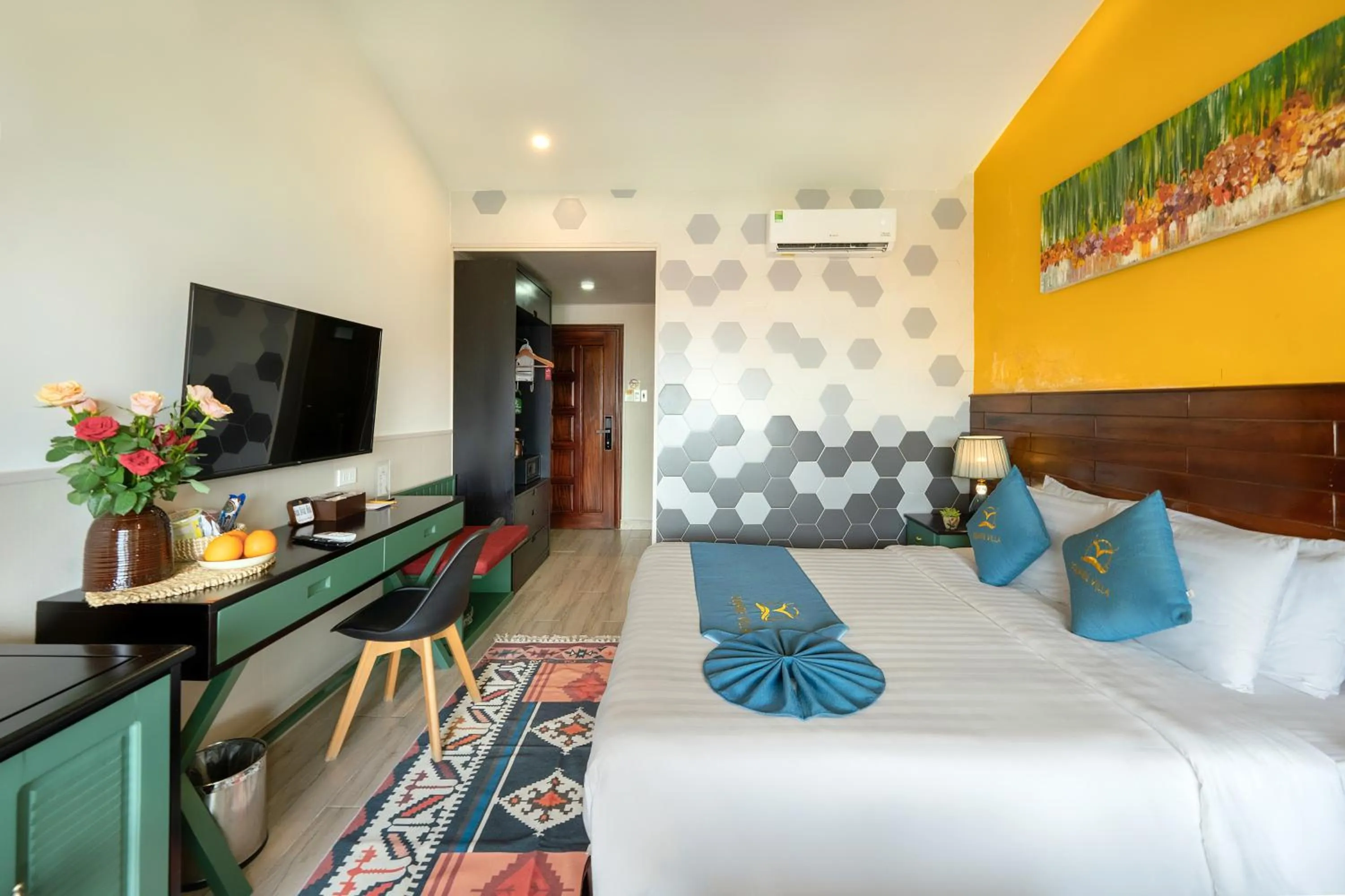 Bed in Square Villa Hoi An