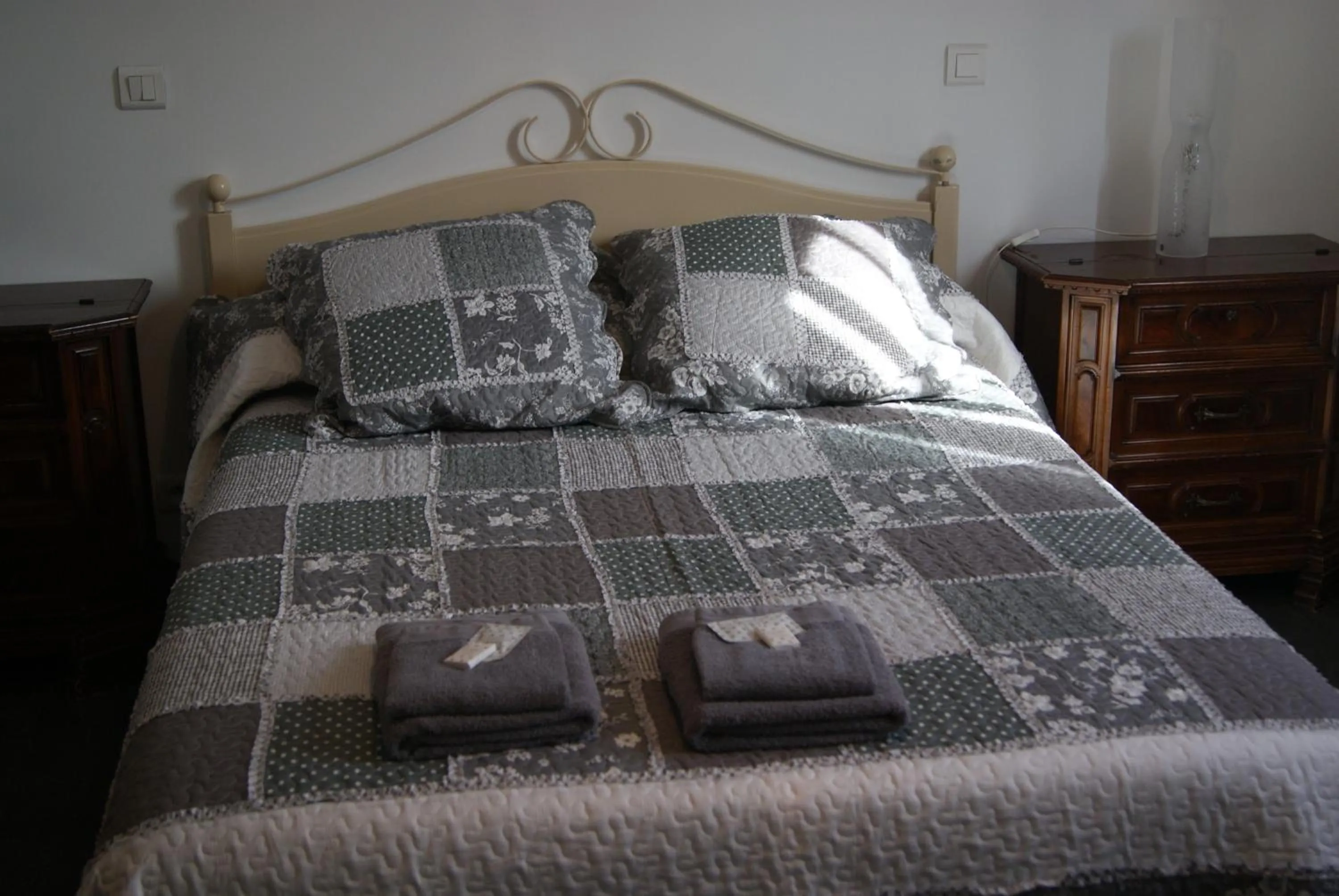 Bed in Appart'Hôtel Les Rochers