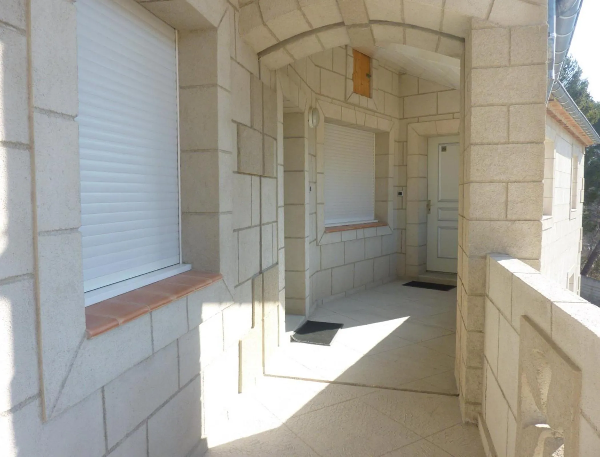 Facade/entrance in Appart'Hôtel Les Rochers