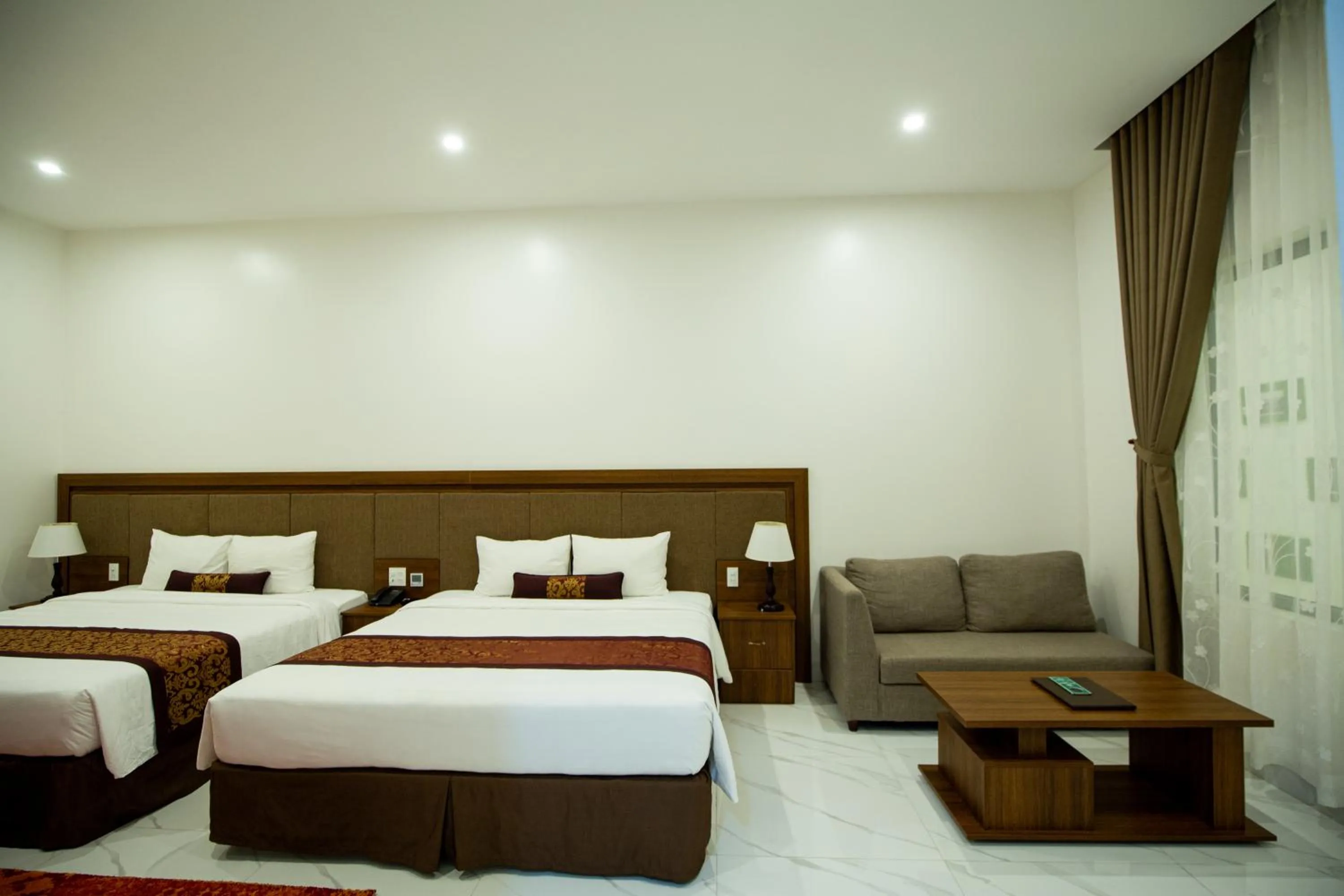 Bedroom, Bed in Nhat Quang Hotel