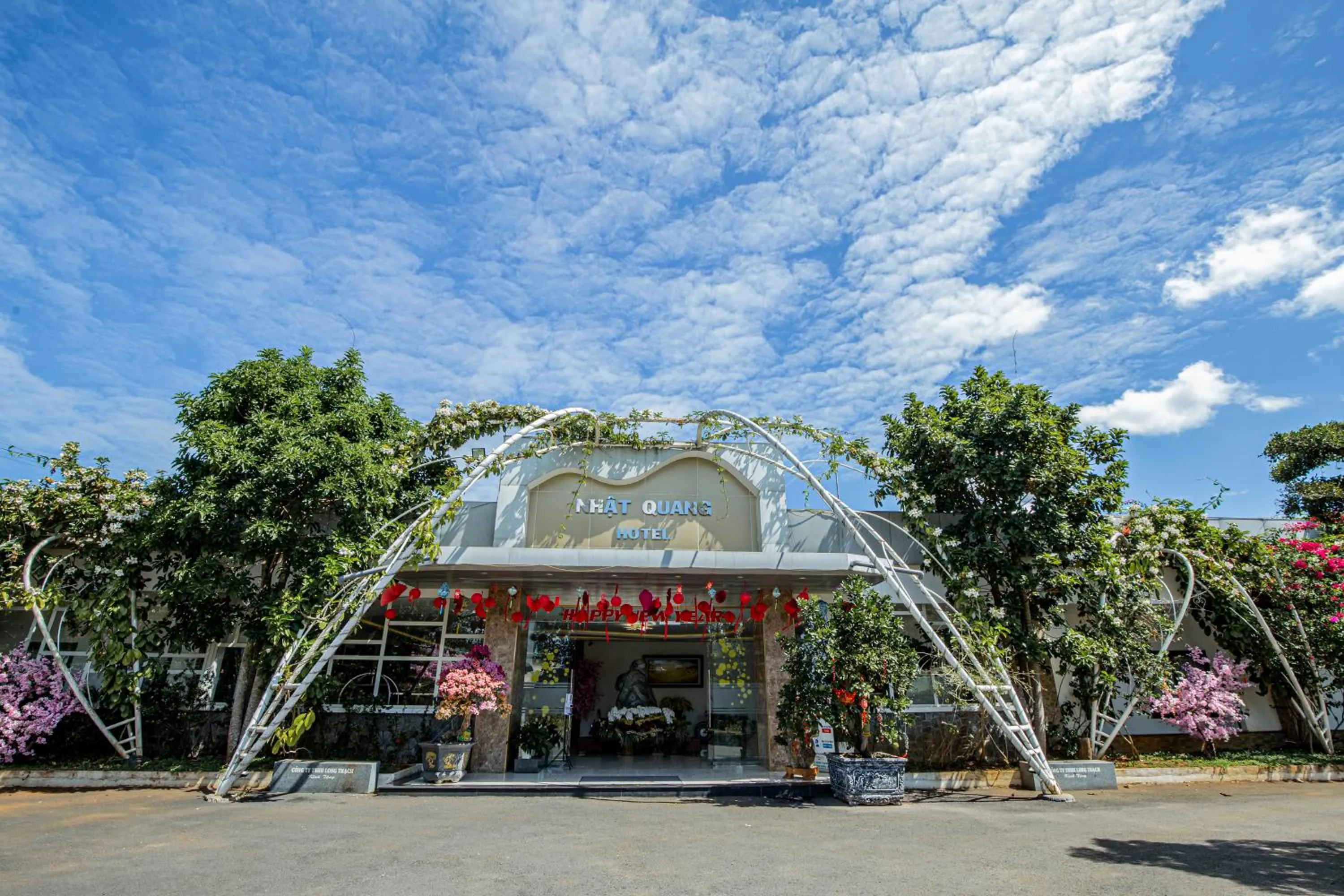 Property building in Nhat Quang Hotel