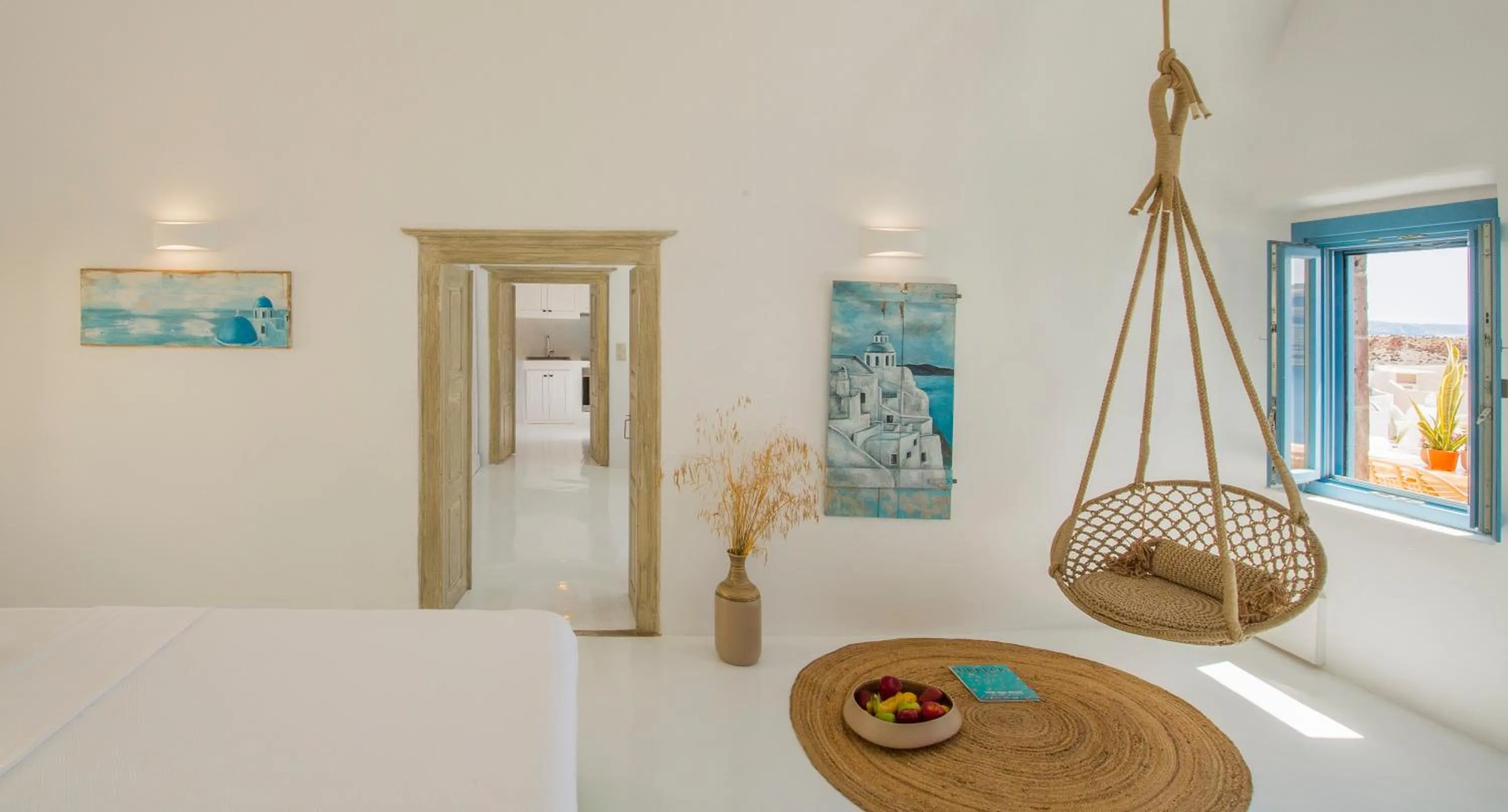 Bedroom, Bed in Nano Oia Villas