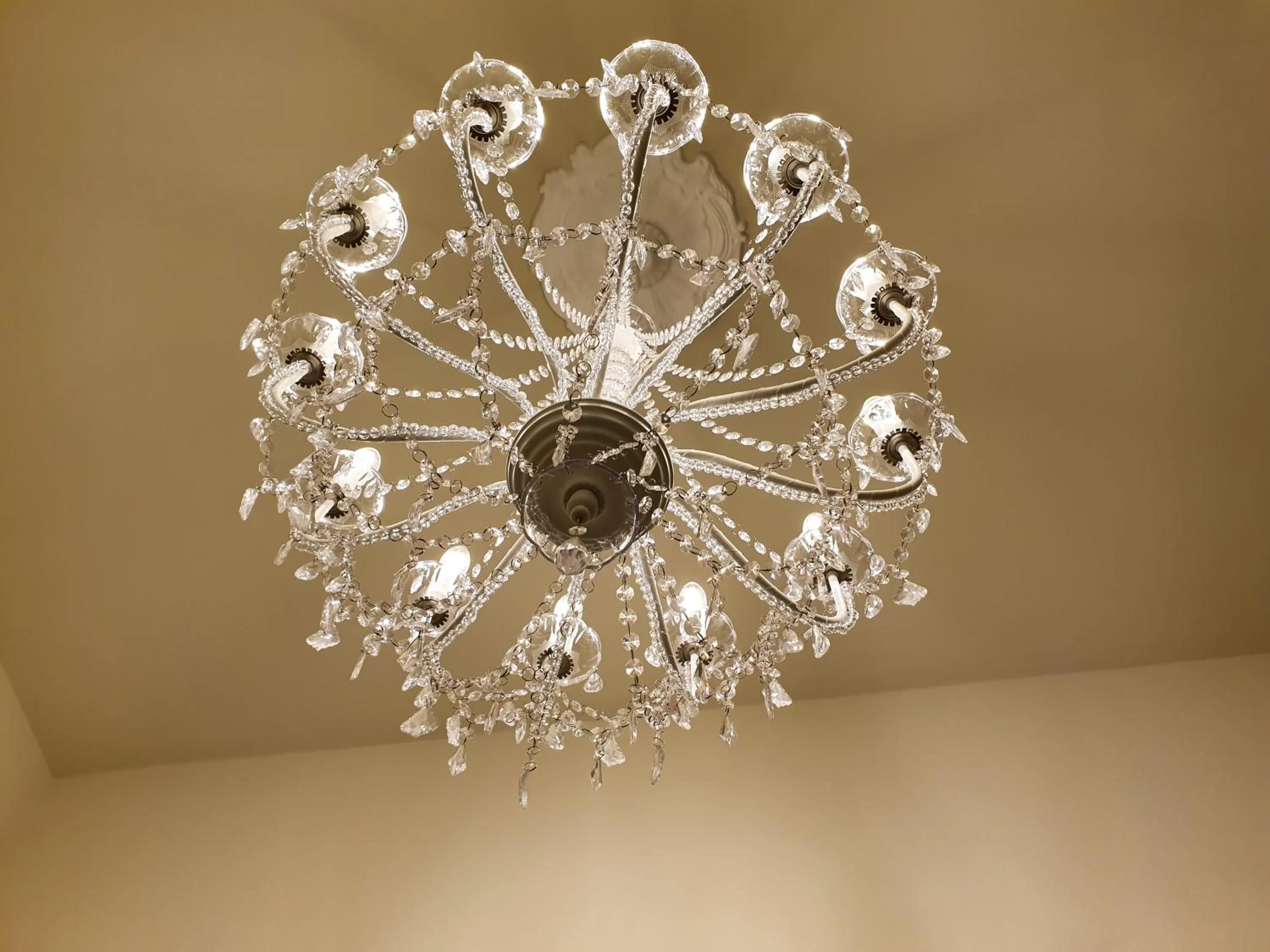 Decorative detail in Romantic Home