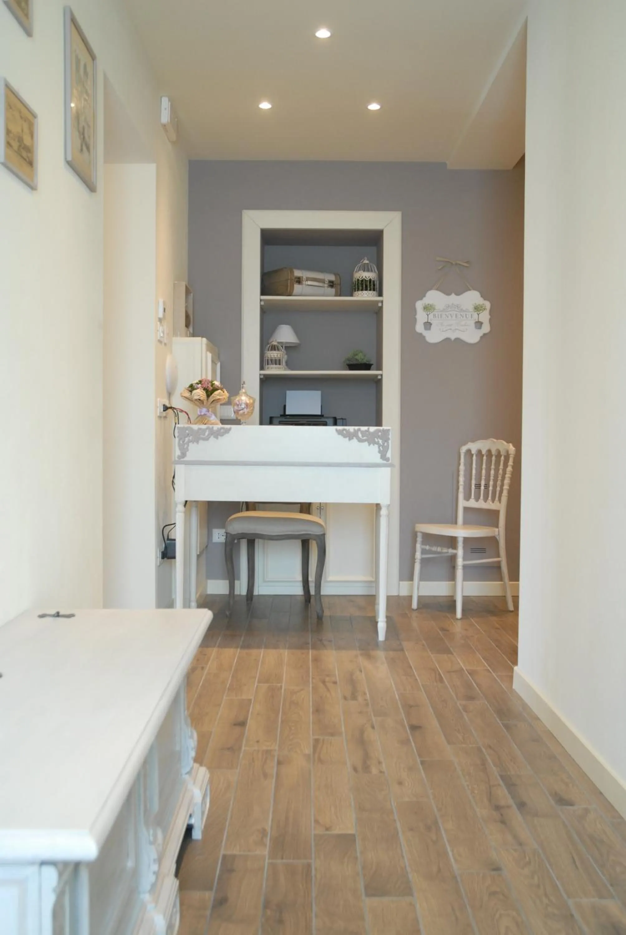 Other in Romantic Home