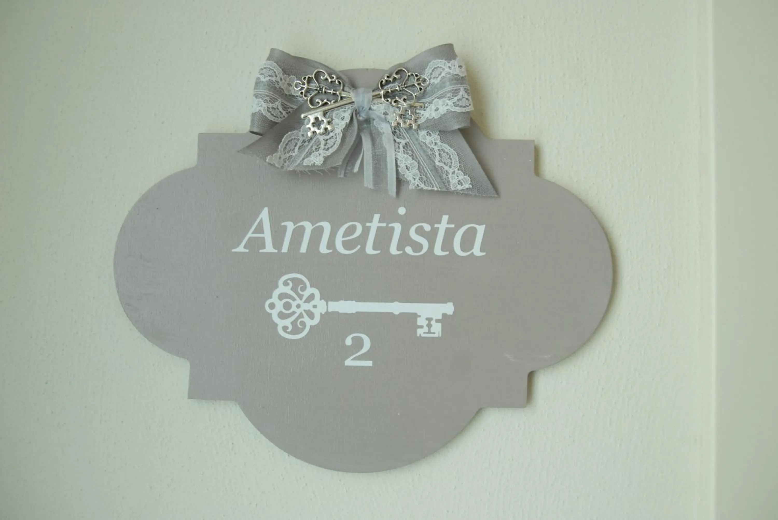 Logo/Certificate/Sign in Romantic Home