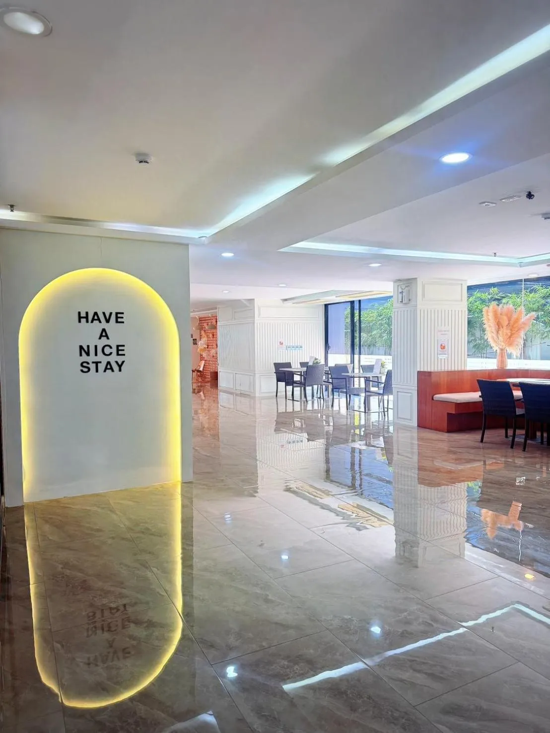 Lobby or reception in Golden Jomtien Beach Hotel