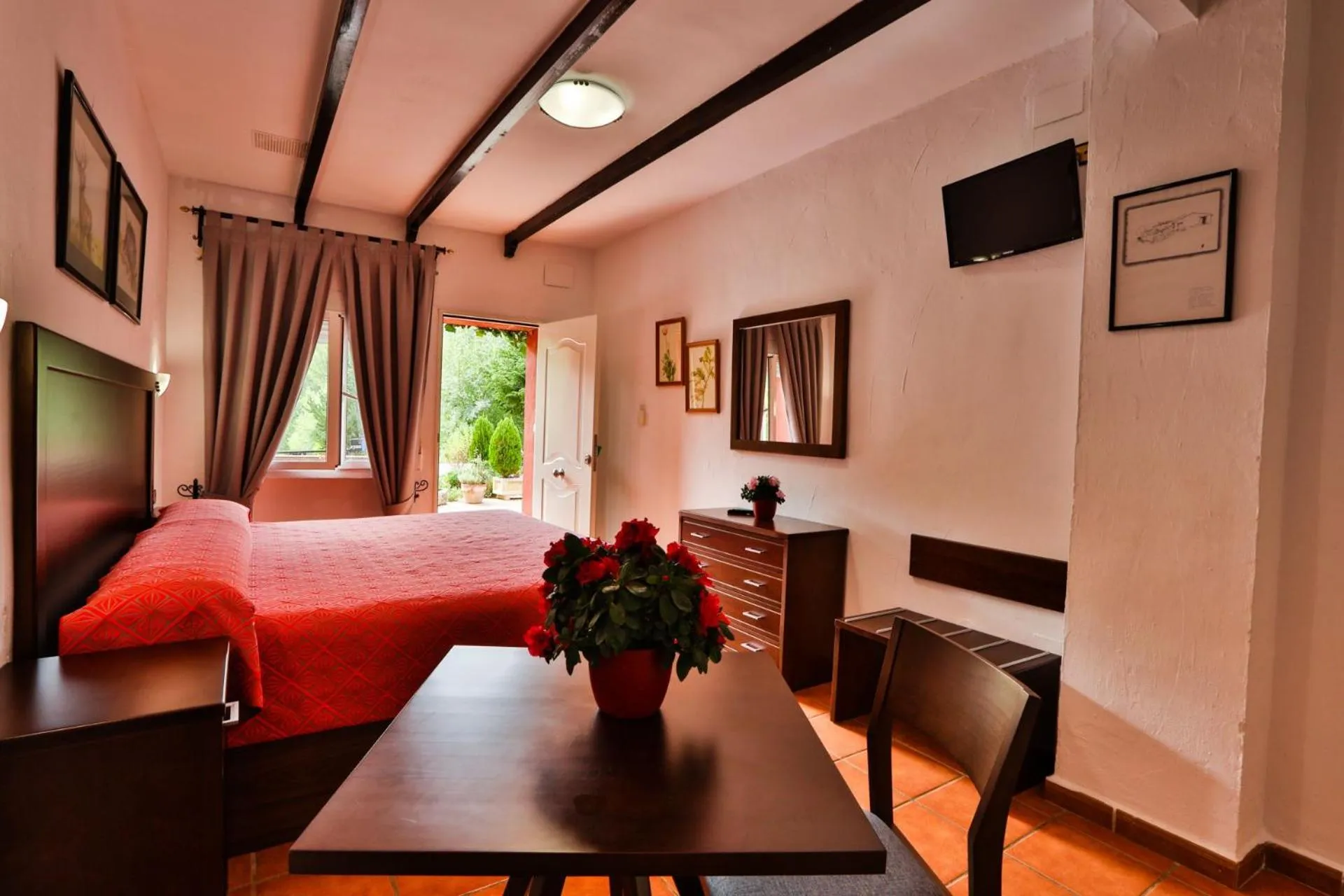 Photo of the whole room, Bed in Hotel Rural Noguera de la Sierpe