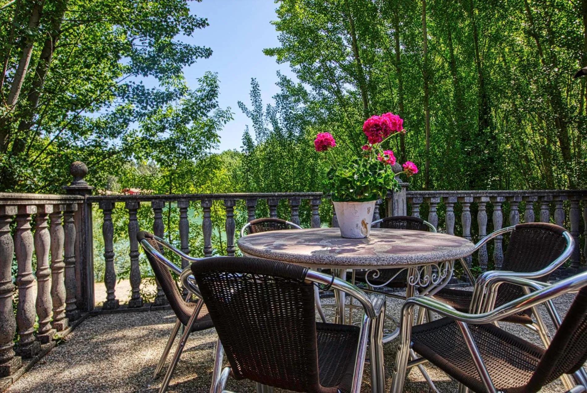 Off site in Hotel Rural Noguera de la Sierpe