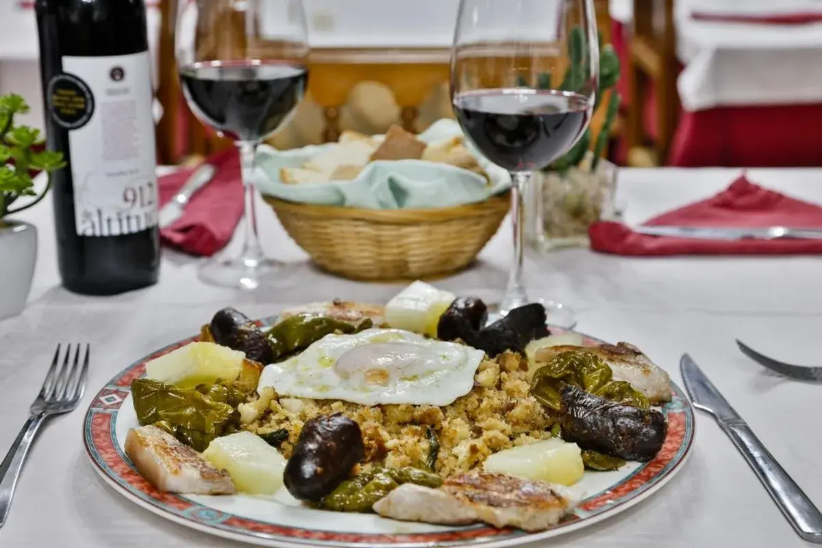 Hotel Rural Noguera de la Sierpe Hotel Rural Noguera de la Sierpe