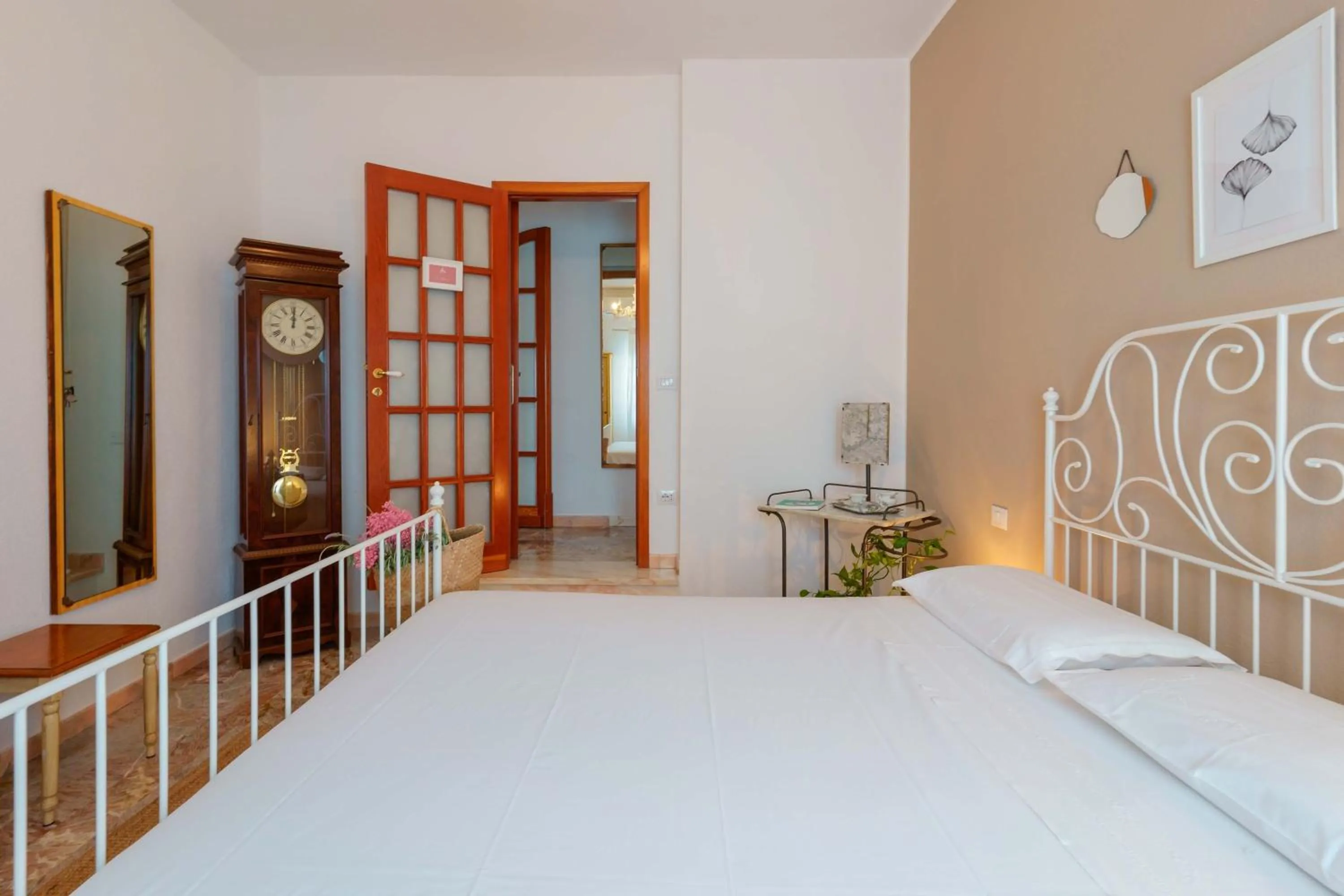 Bedroom, Bed in BB 1987 Pula