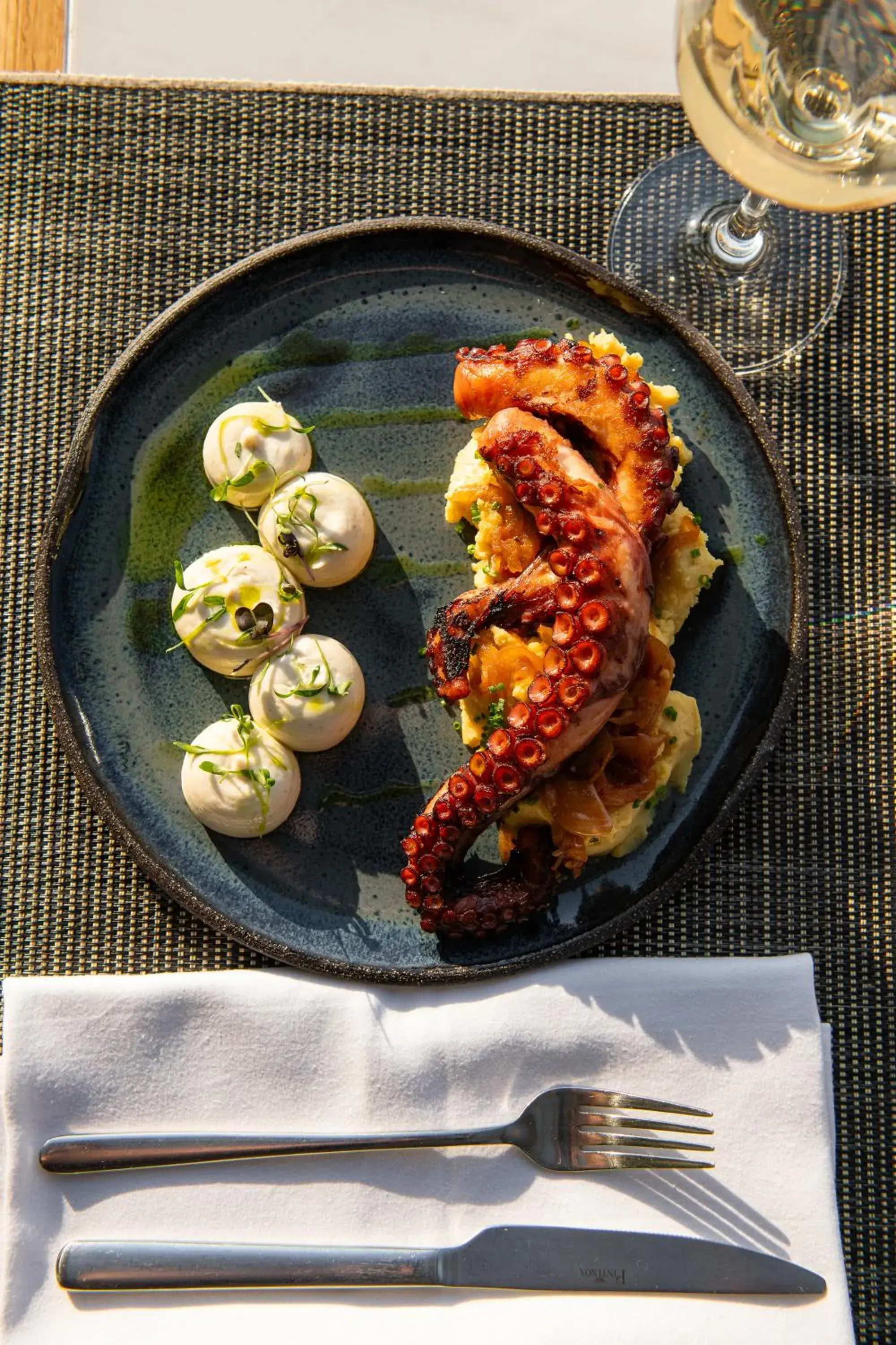 Restaurant/places to eat in Niche Hotel Athens Restaurant/places to eat in Niche Hotel Athens