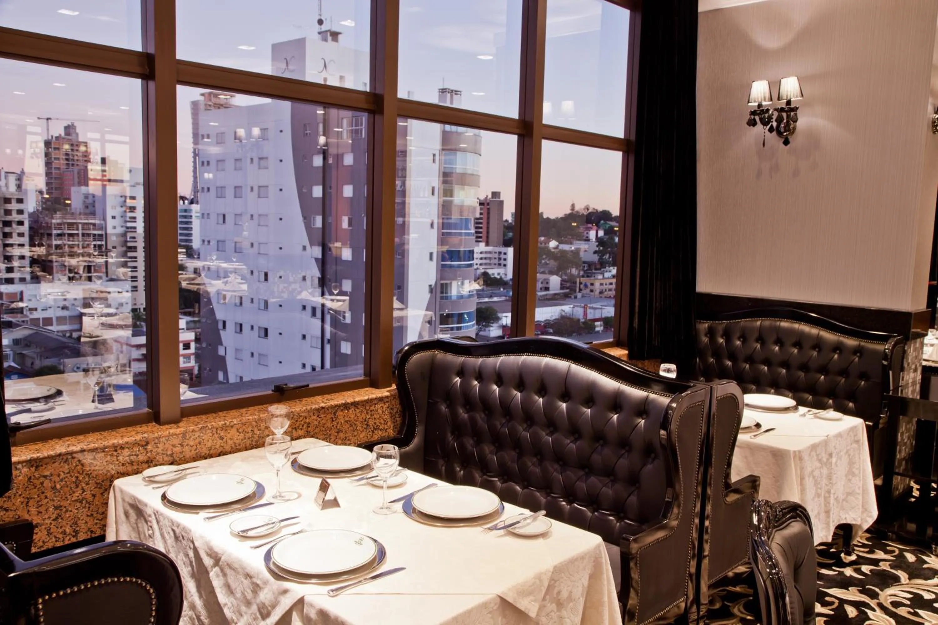 Restaurant/places to eat in Hotel Bertaso