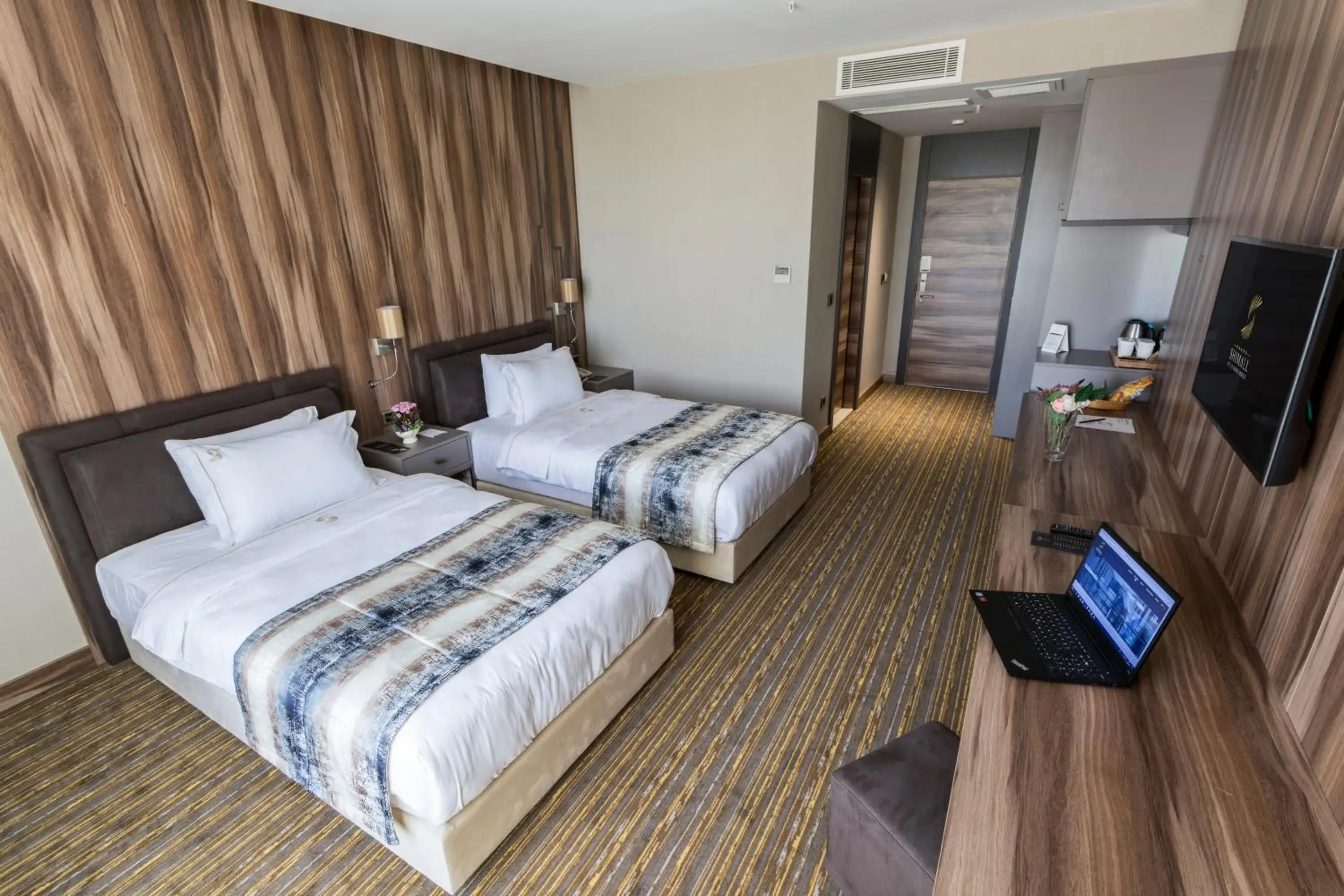 Deluxe Twin Room - single occupancy in Shimall Deluxe Deluxe Twin Room - single occupancy in Shimall Deluxe