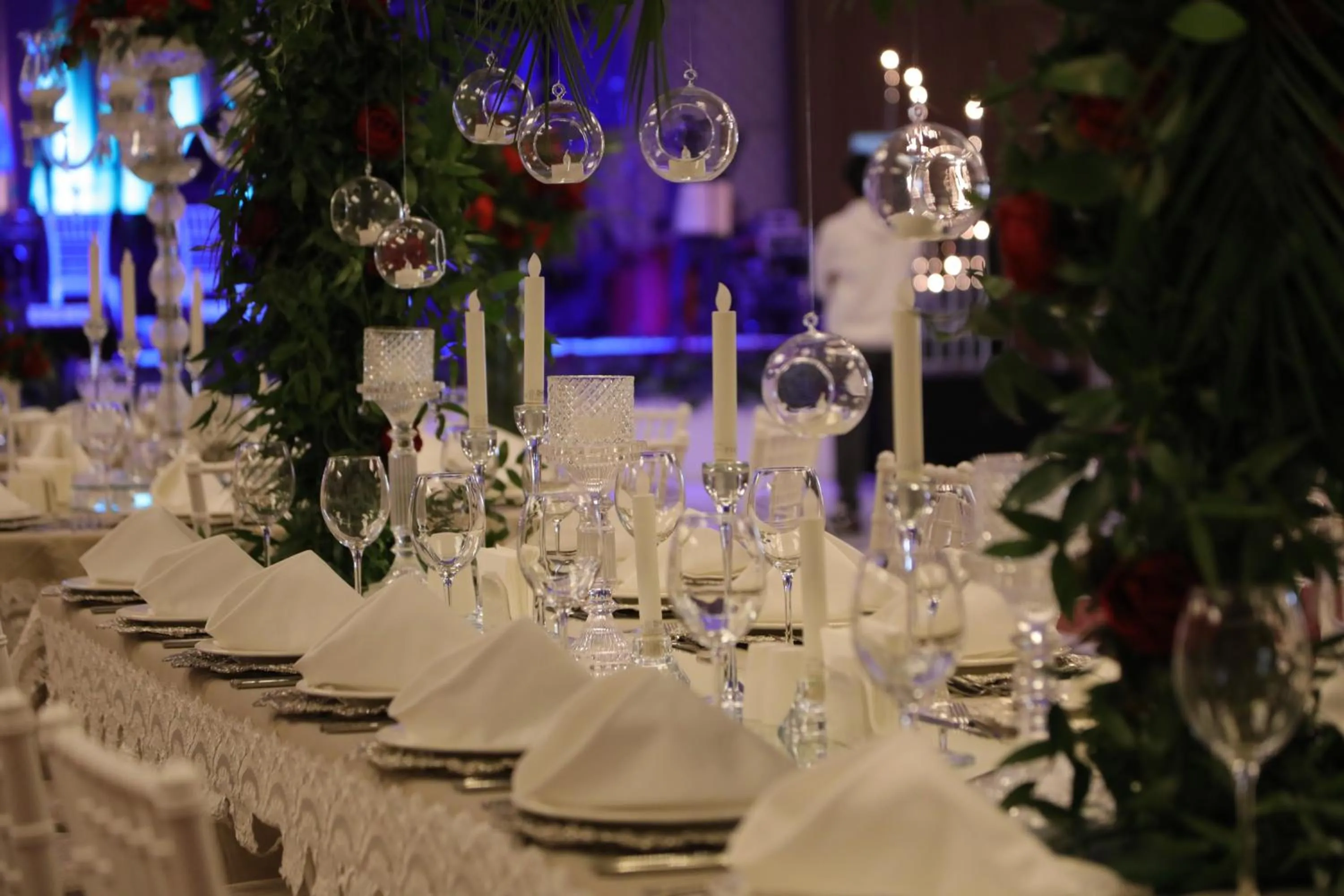 Restaurant/places to eat in Shimall Deluxe