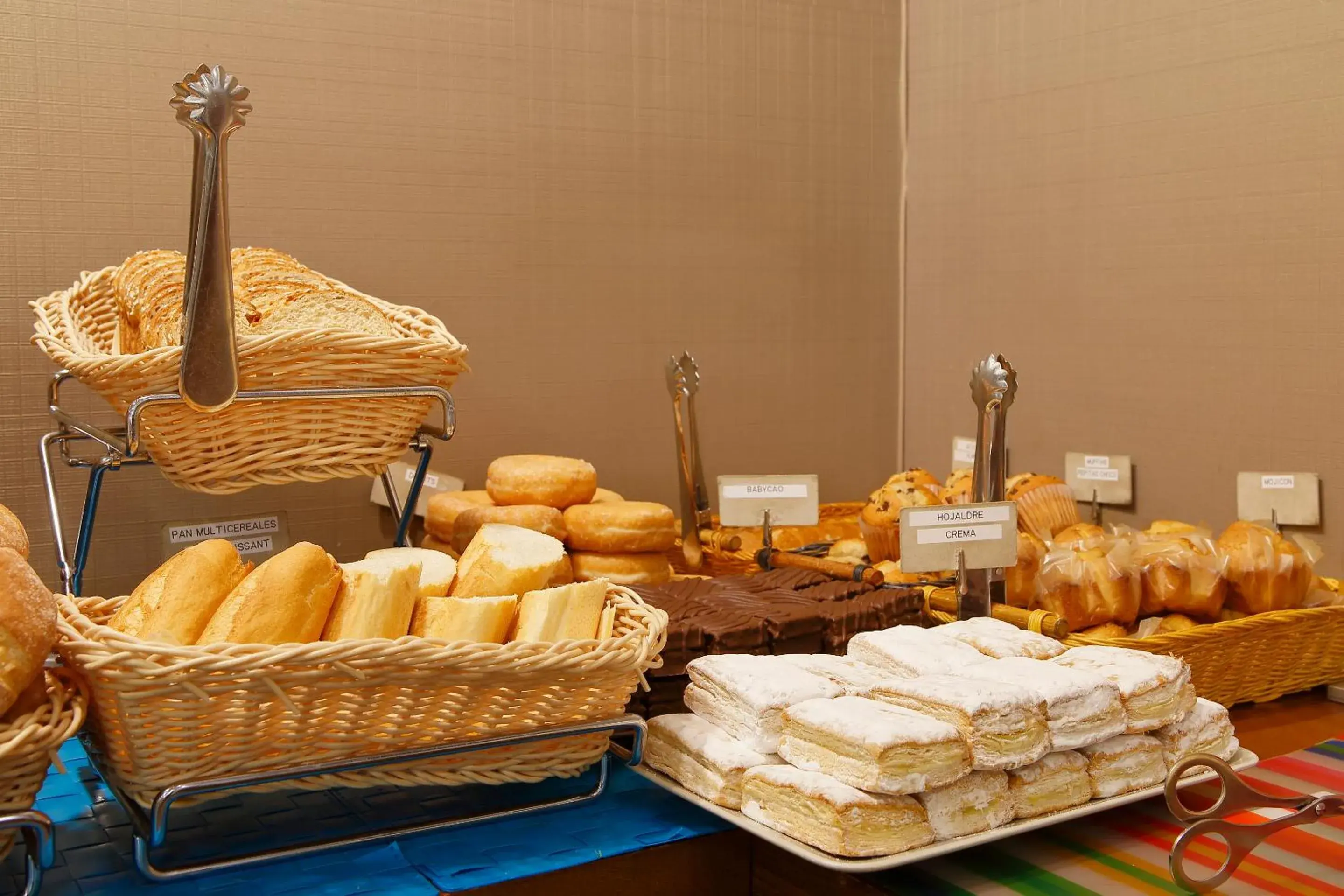 Breakfast in Hotel Santa Rosa, Blue Hoteles Breakfast in Hotel Santa Rosa, Blue Hoteles