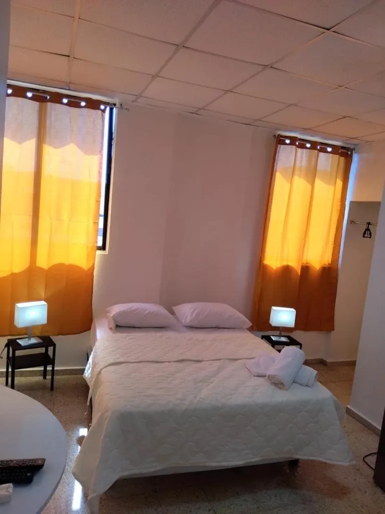 Bed in Hotel Monumental