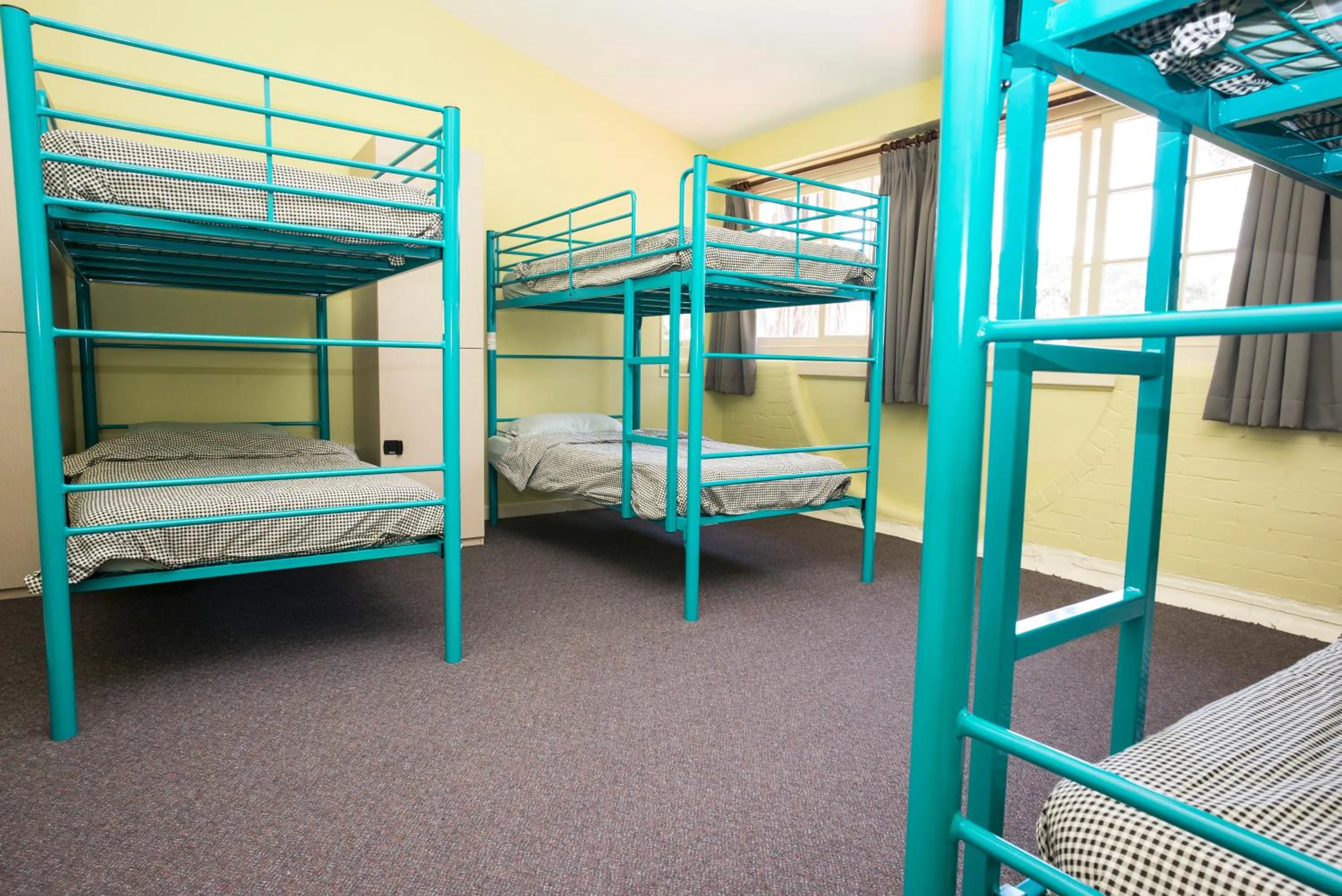 bunk bed, Bed in YHA Newcastle Beach