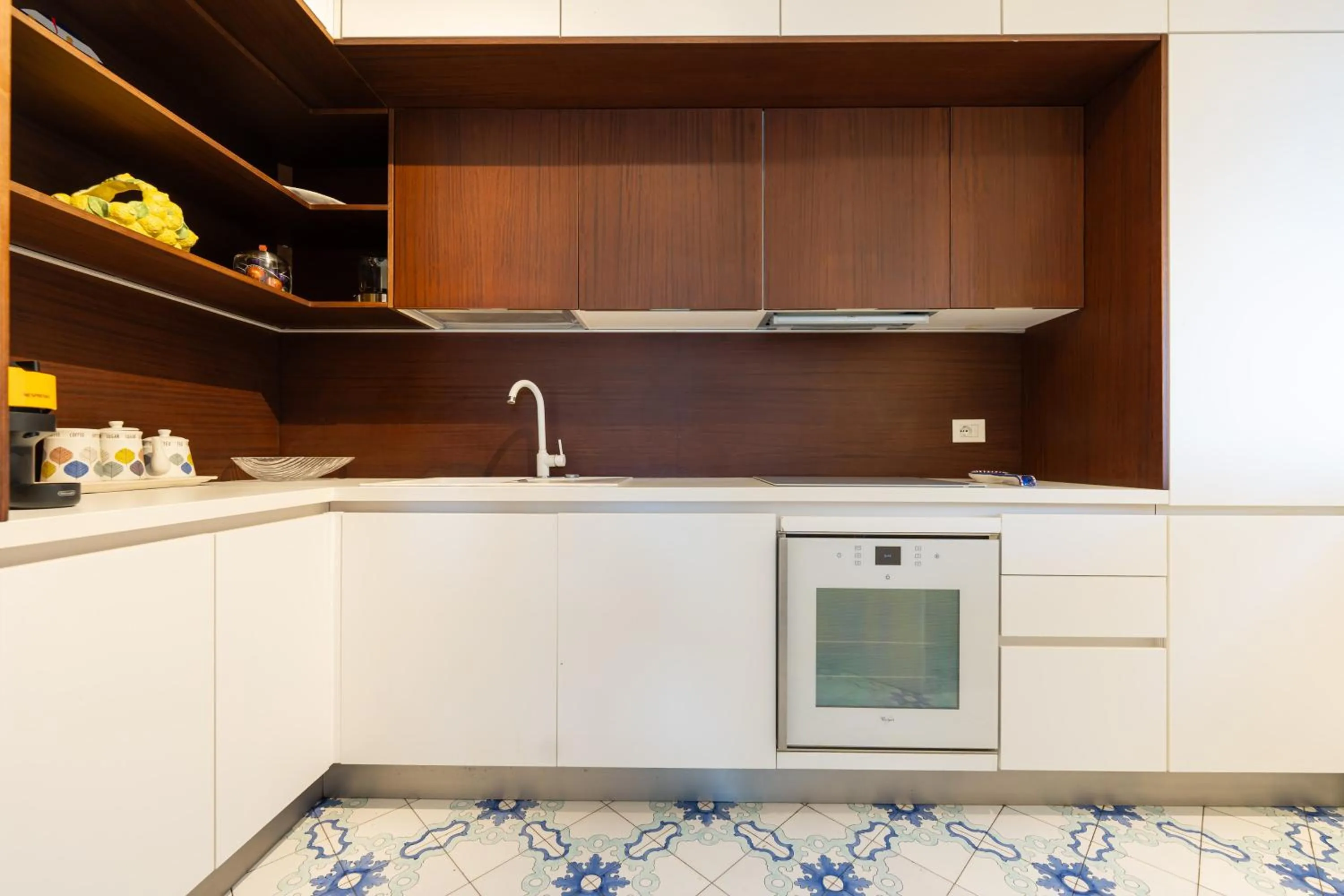 Kitchen or kitchenette in La Gioiella Capri